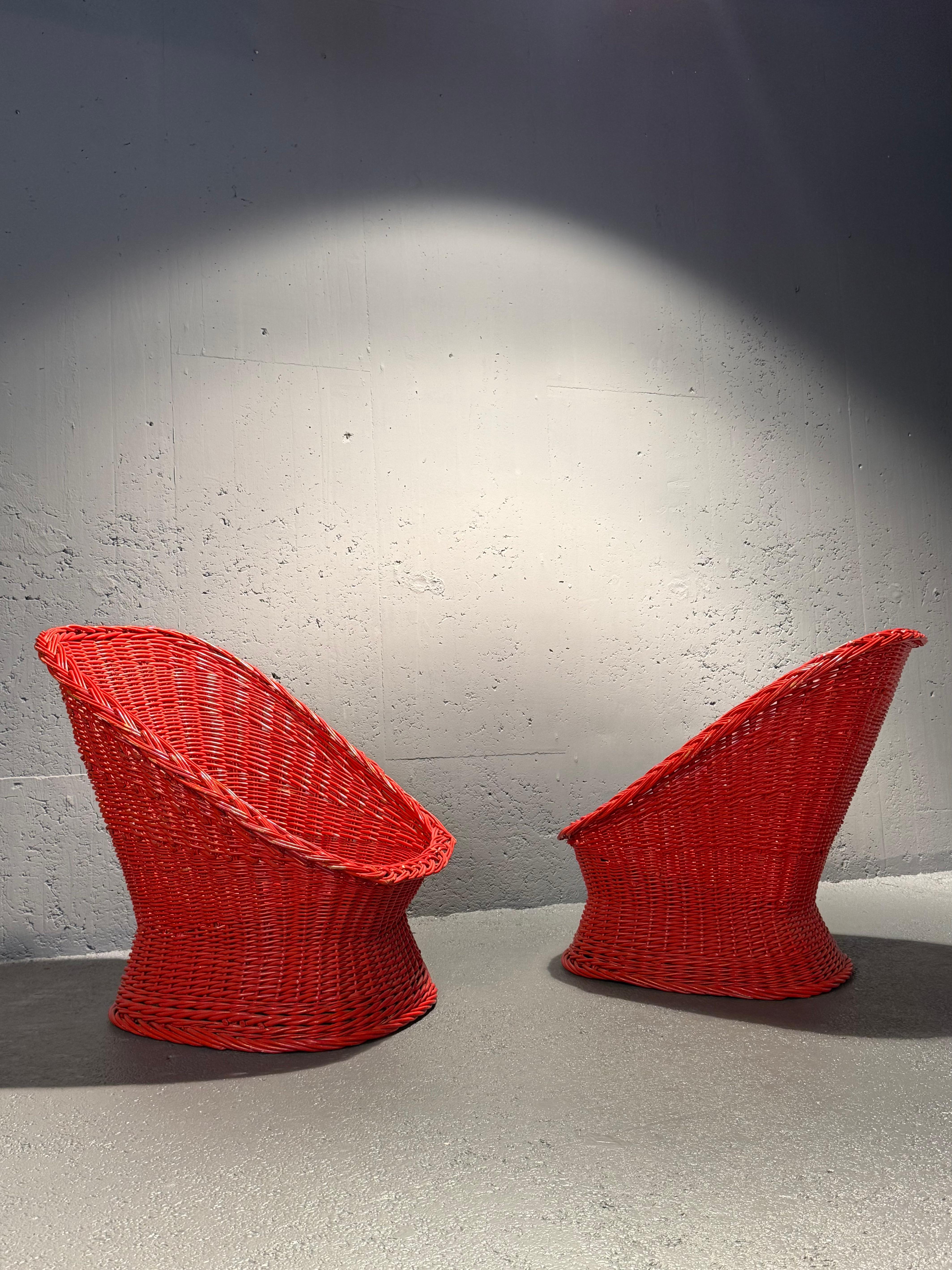 1960er Jahre Paar  rote Rattan Lounge Stühle , Italien im Angebot 3