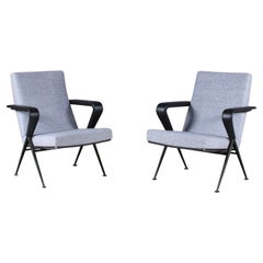 1960s Pair of “Repose” Chairs by Friso Kramer for Ahrend de Cirkel, Netherlands