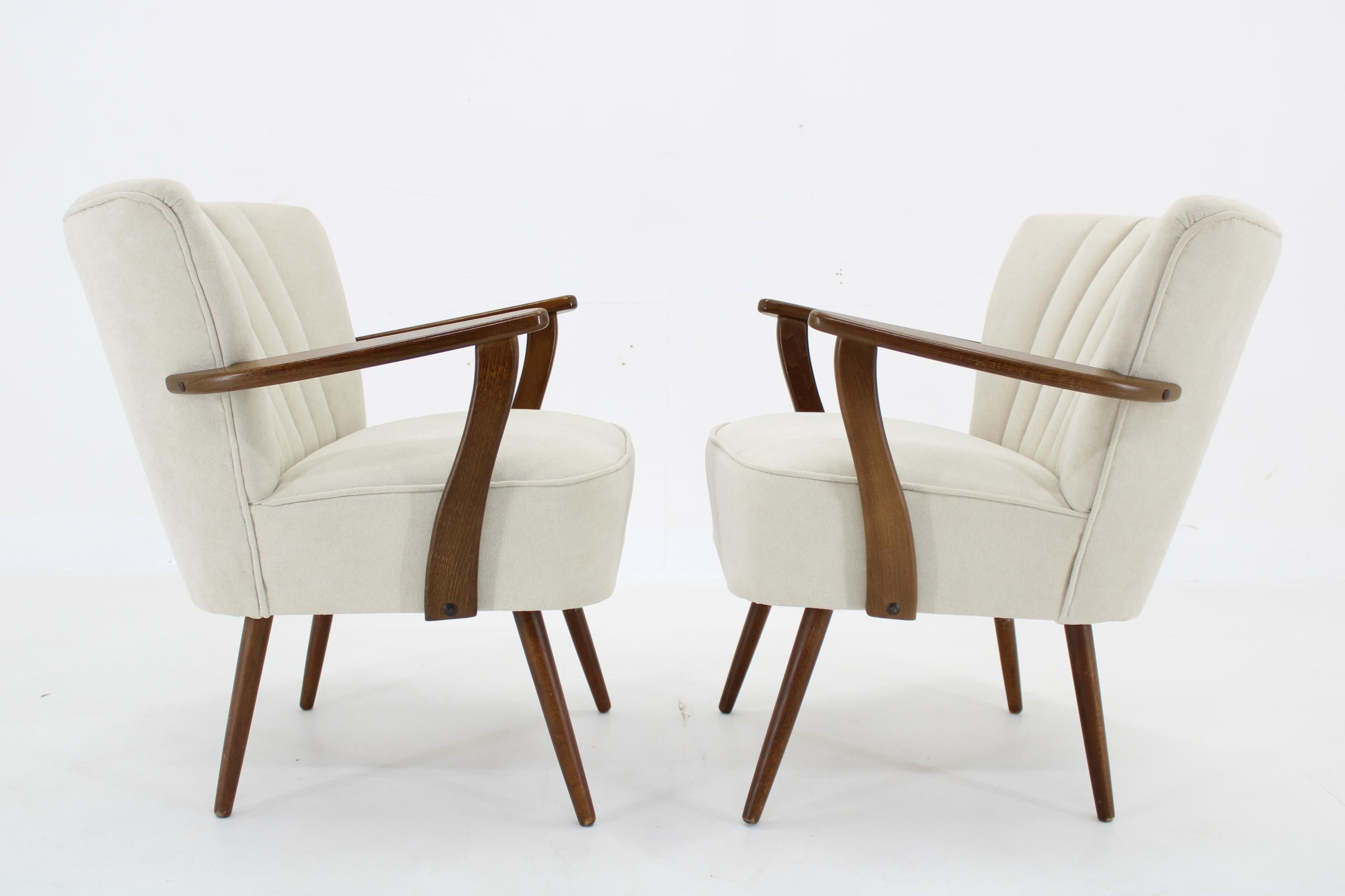 1960s Pair of Restored Armchairs, Czechoslovakia For Sale 4