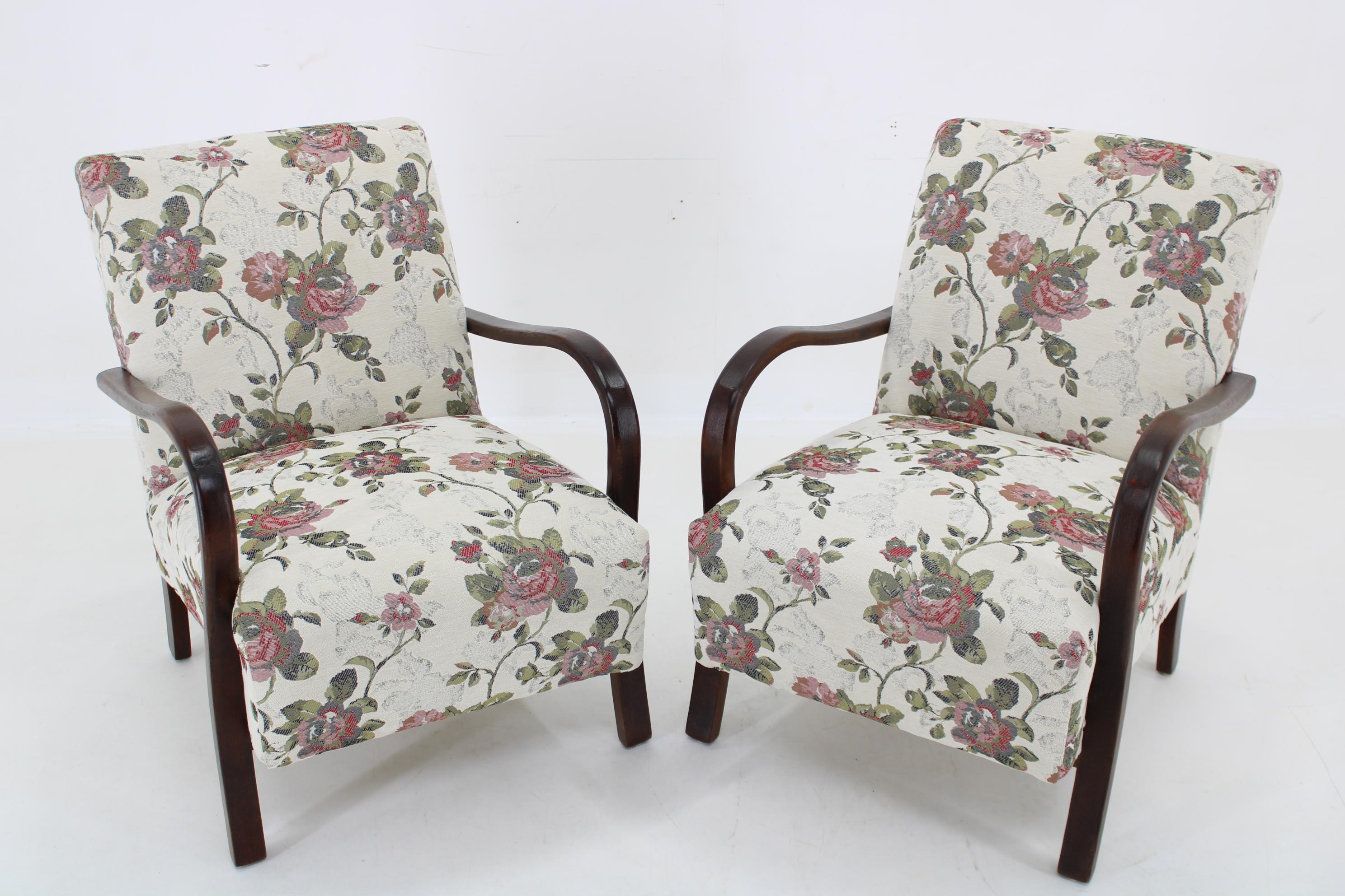 Mid-Century Modern 1960s Pair of Restored Armchairs, Czechoslovakia  For Sale
