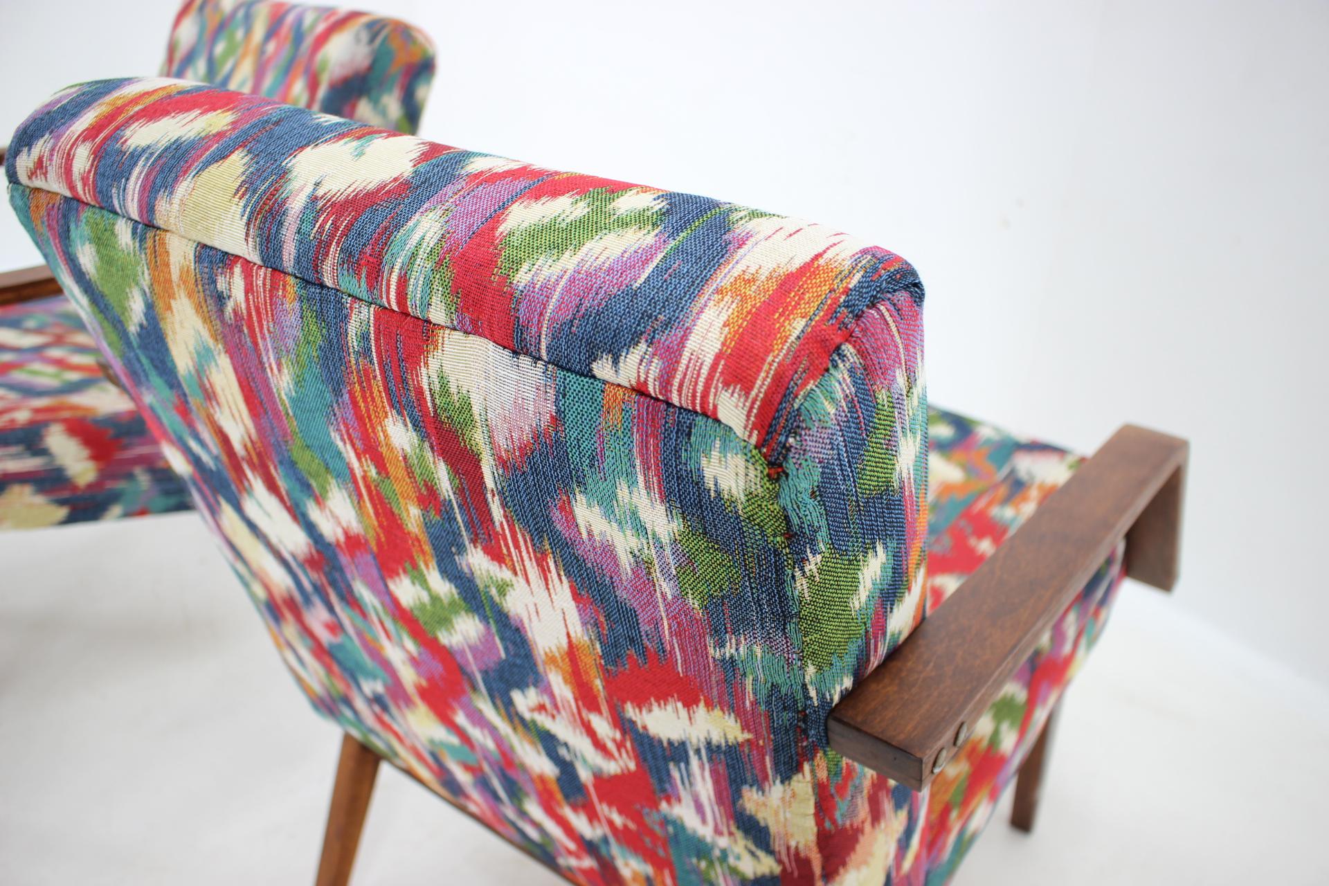 1960s Pair of Restored Armchairs, Czechoslovakia For Sale 5