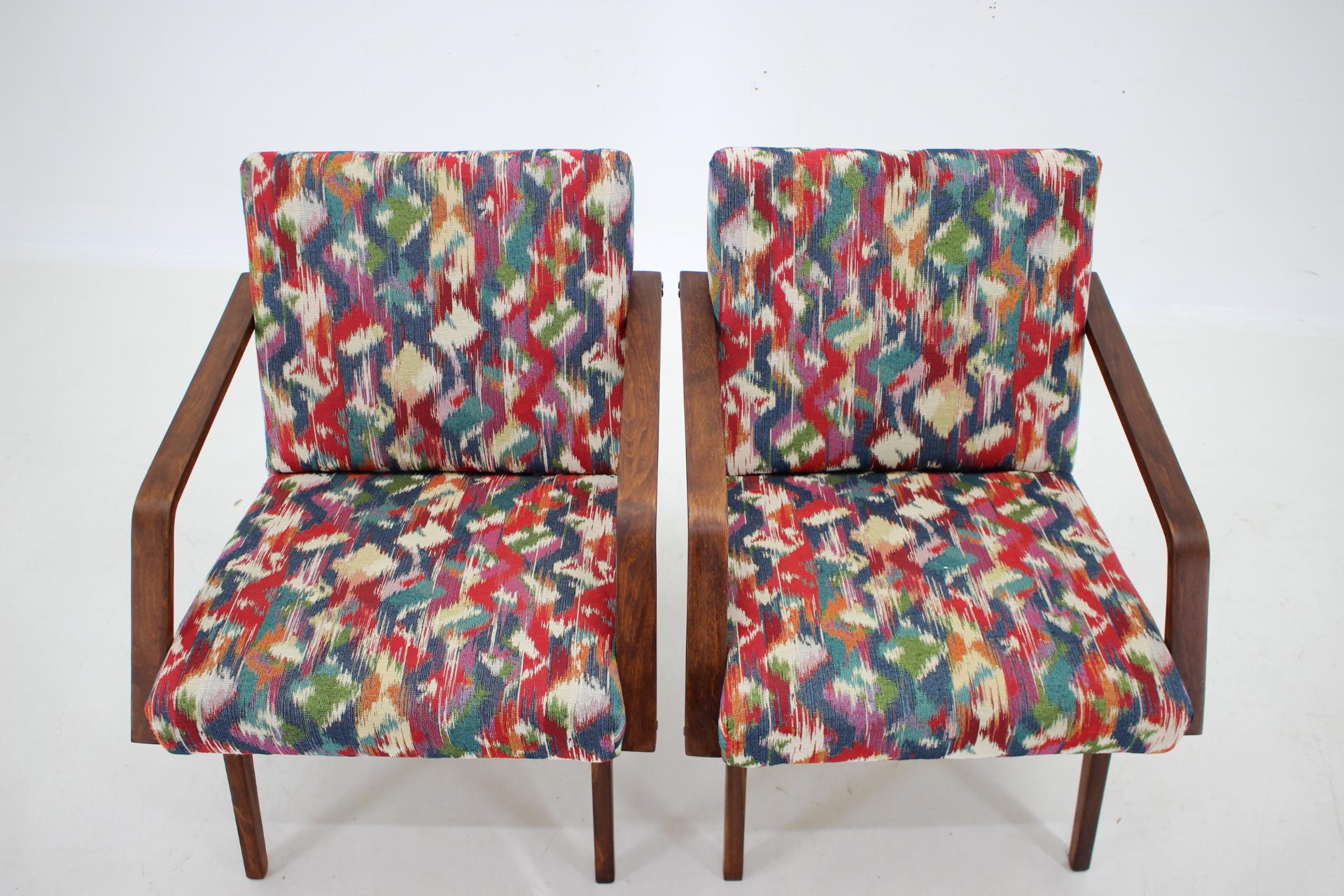 Fabric 1960s Pair of Restored Armchairs, Czechoslovakia For Sale