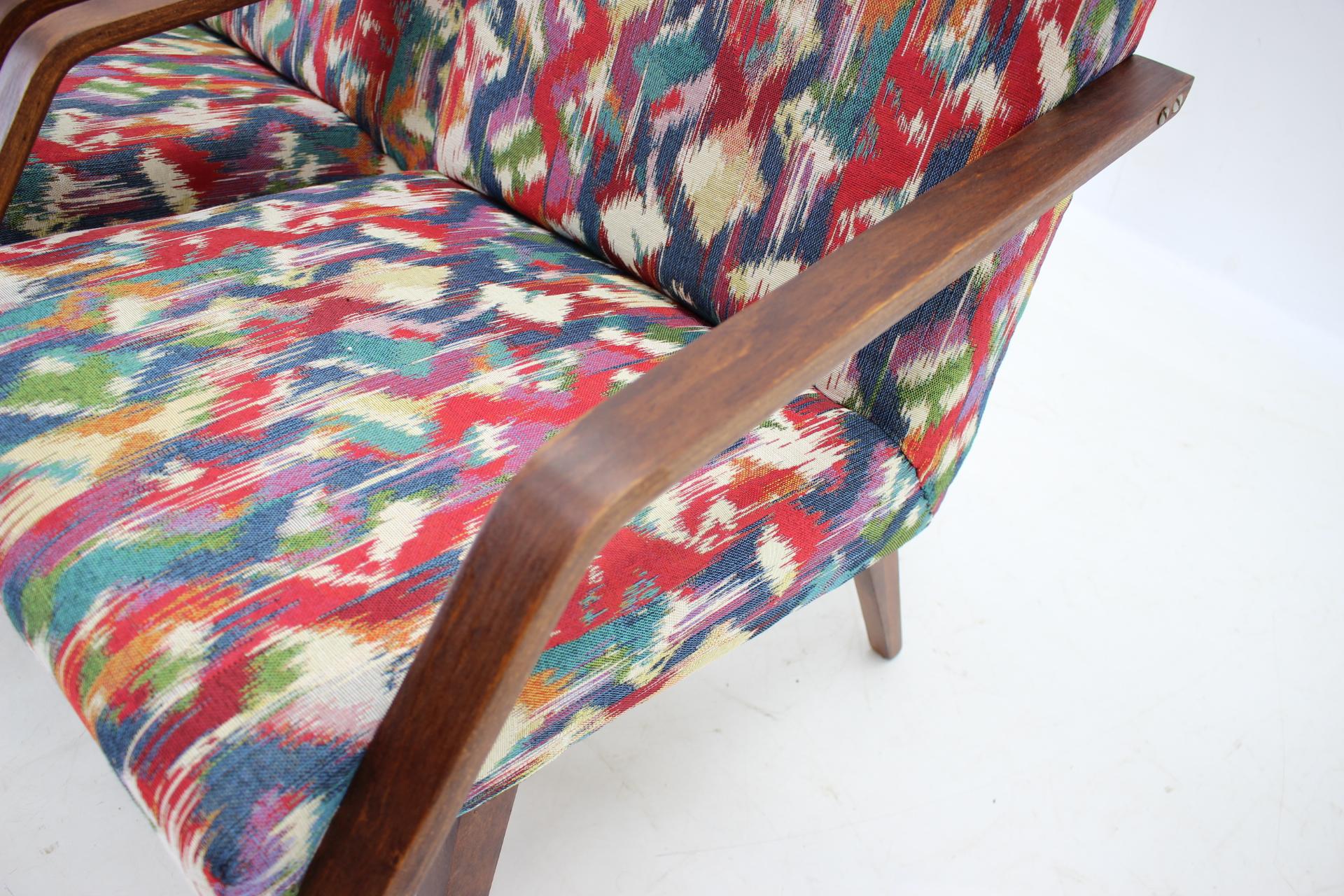 1960s Pair of Restored Armchairs, Czechoslovakia For Sale 1