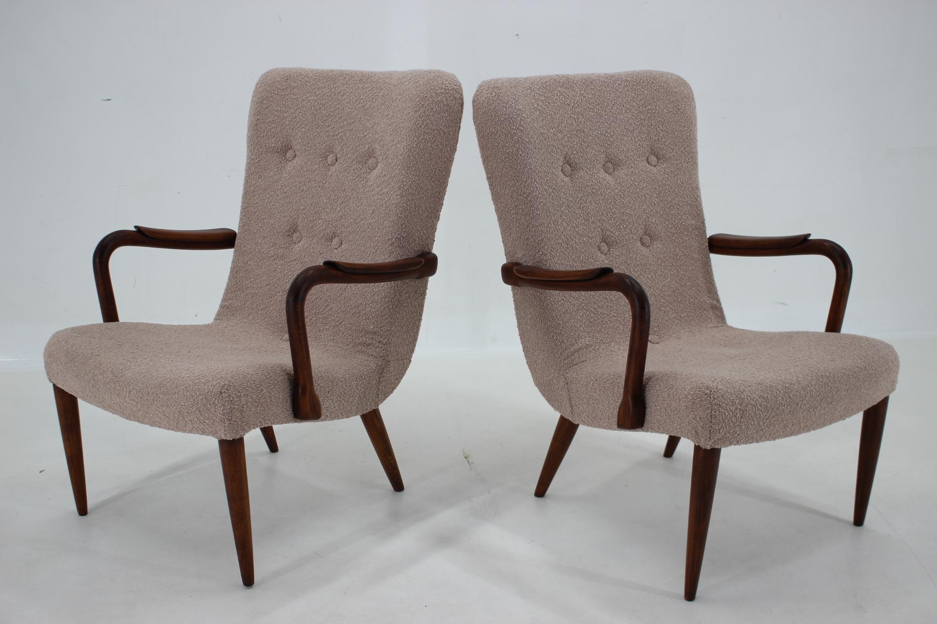Mid-20th Century 1960s Pair of Restored Danish Armchairs in Boucle  For Sale