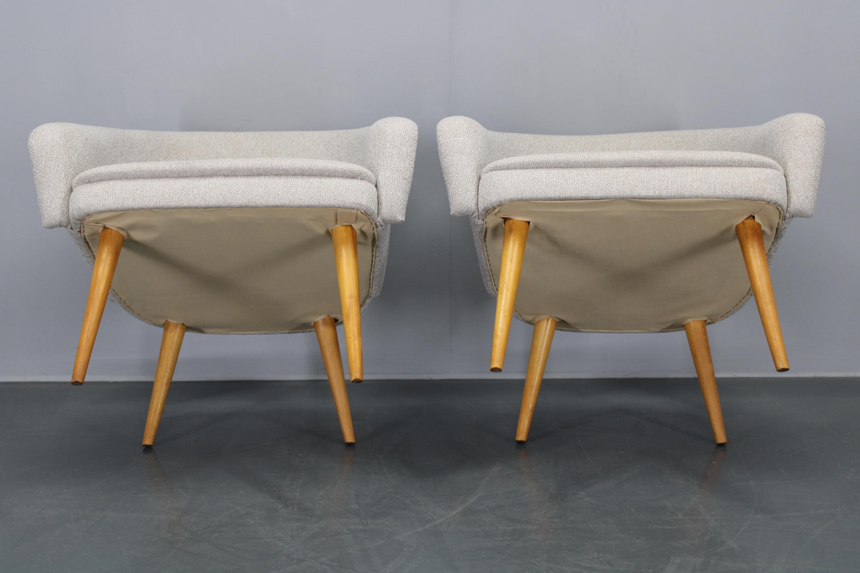 1960s Pair of Restored Shell Chairs, Czechoslovakia For Sale 7