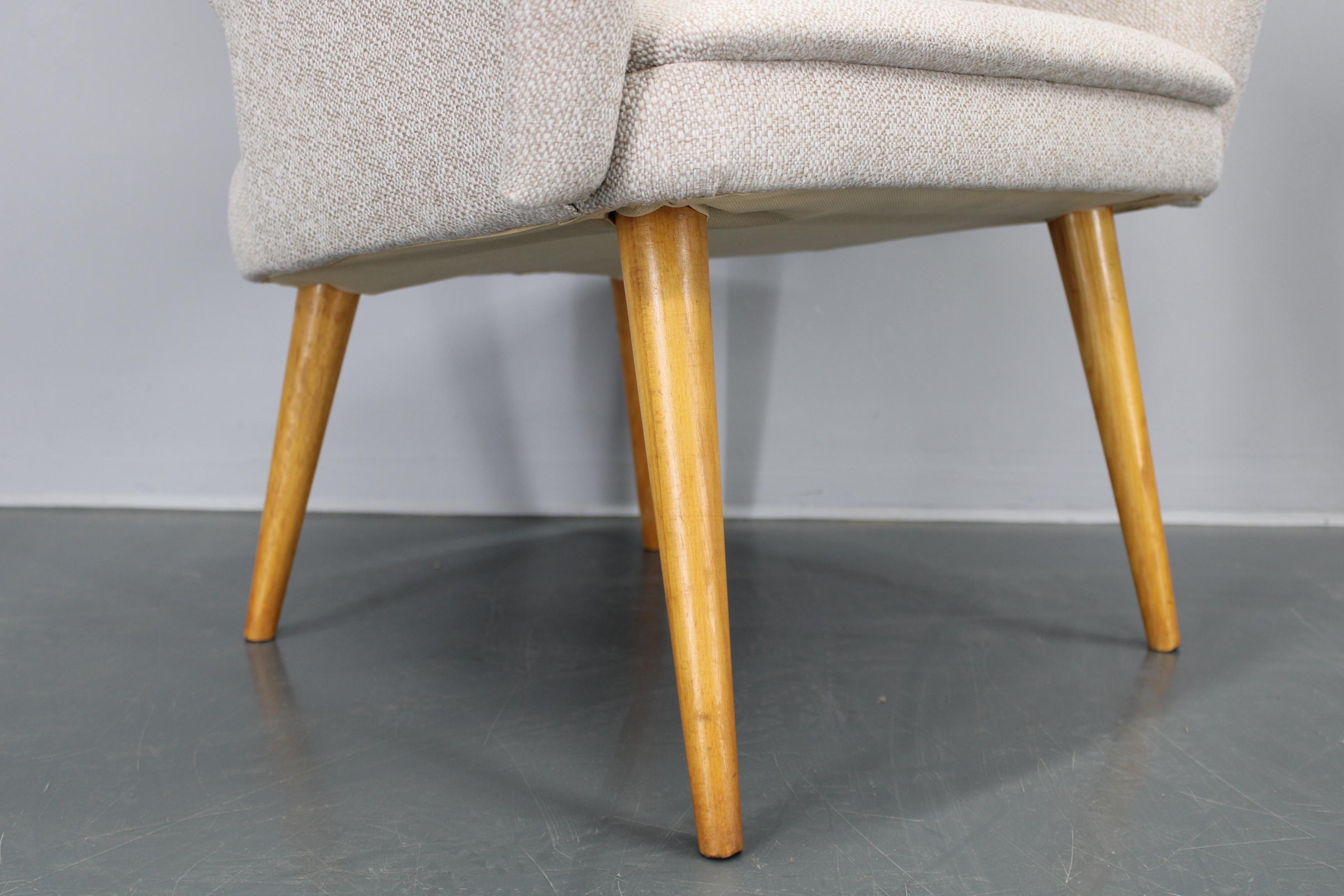 1960s Pair of Restored Shell Chairs, Czechoslovakia For Sale 2