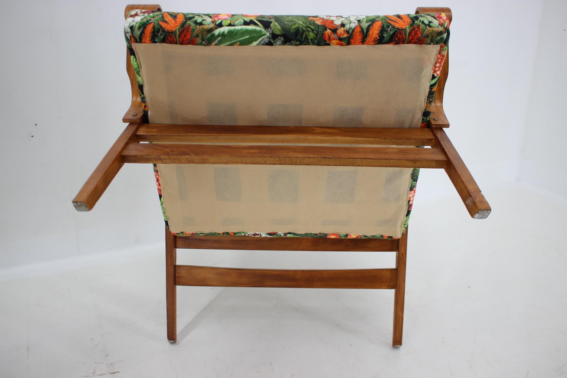 1960s Pair of Restored Tatra Chairs, Czechoslovakia For Sale 2