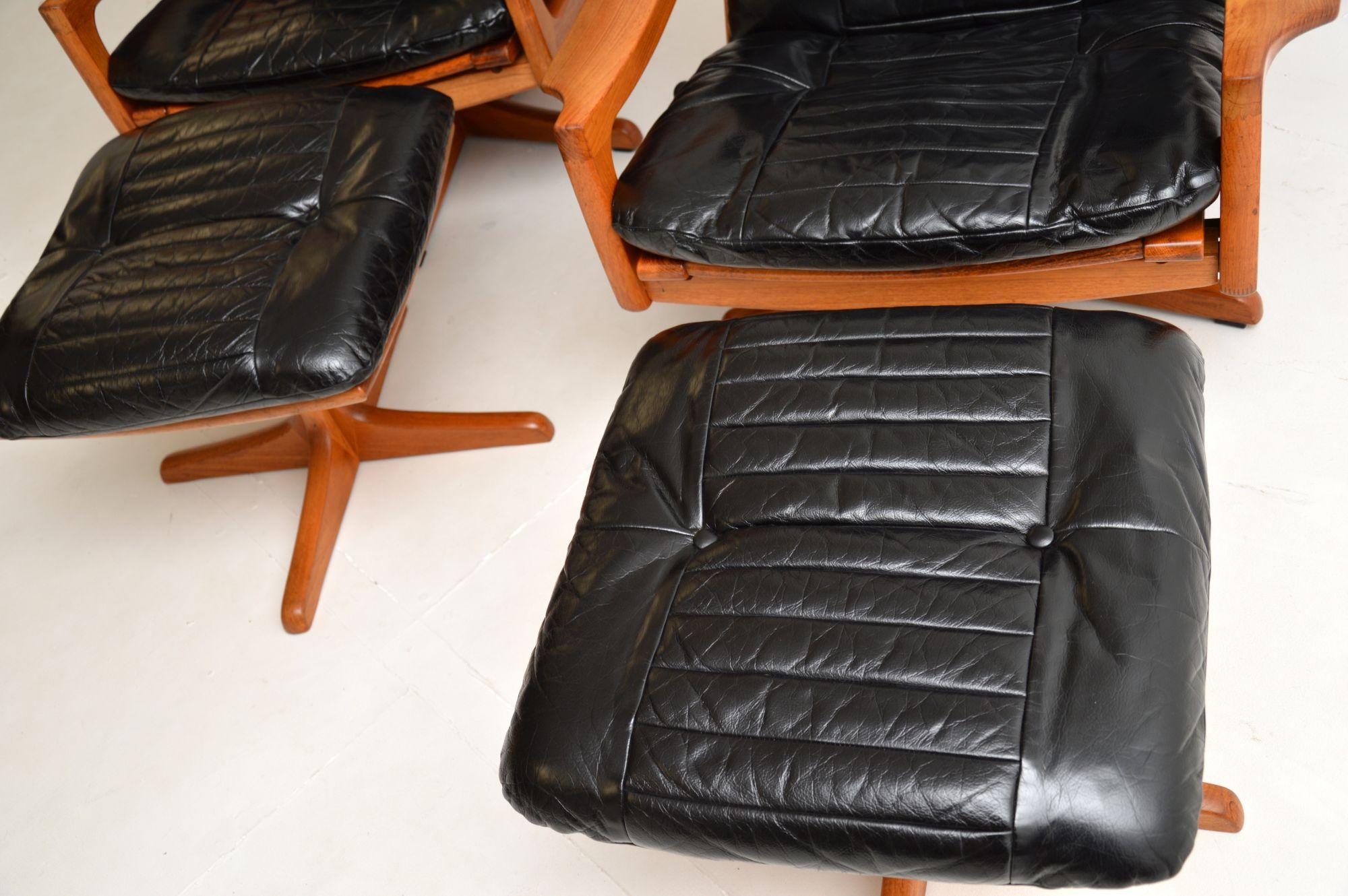 1960's Pair of Scandinavian Leather Reclining Armchairs & Stools by Lied Mobler 5