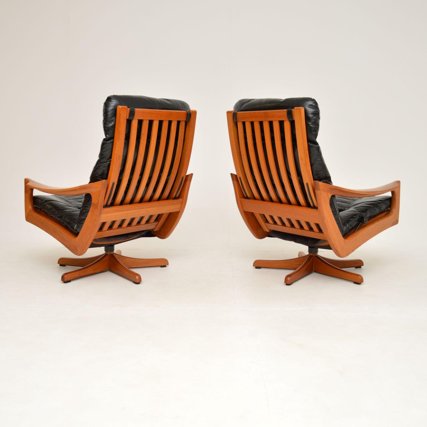 Mid-Century Modern 1960's Pair of Scandinavian Leather Reclining Armchairs & Stools by Lied Mobler