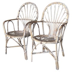 Paire de fauteuils espagnols en bambou des années 1960 avec dossier ovale