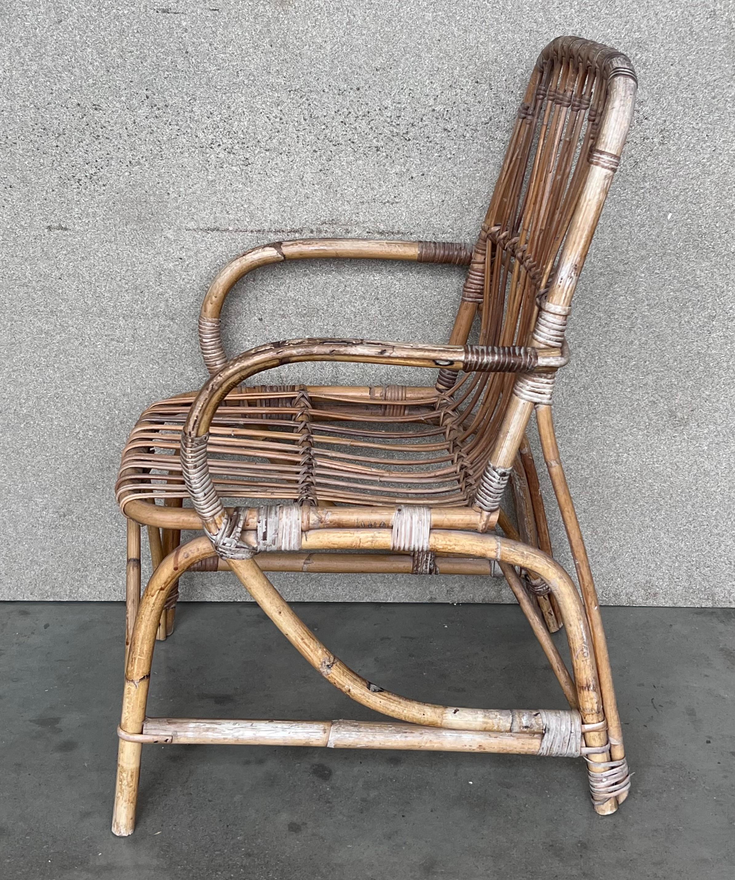 Paire de fauteuils espagnols en bambou des années 1960 avec dossier rectangulaire Bon état - En vente à Miami, FL