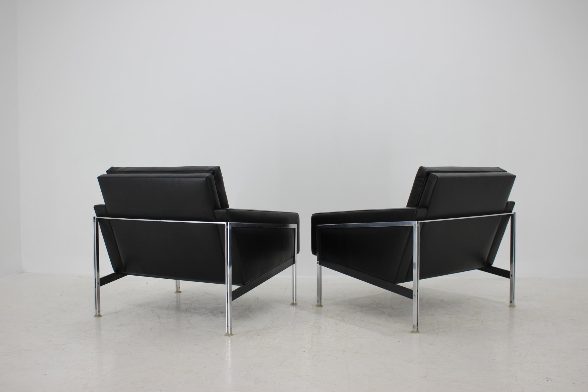 1960s Pair of Steel and Leather Armchairs by Lübke, Germany For Sale 7