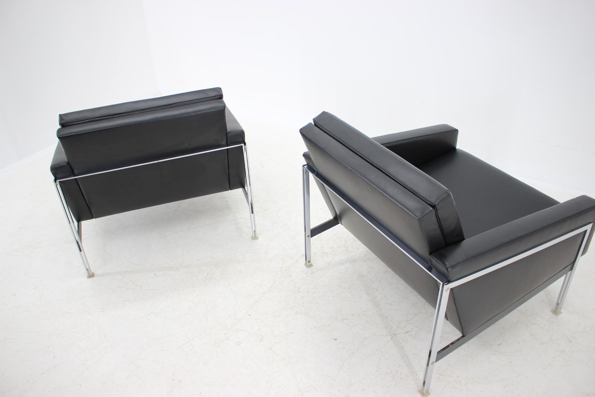 1960s Pair of Steel and Leather Armchairs by Lübke, Germany For Sale 1