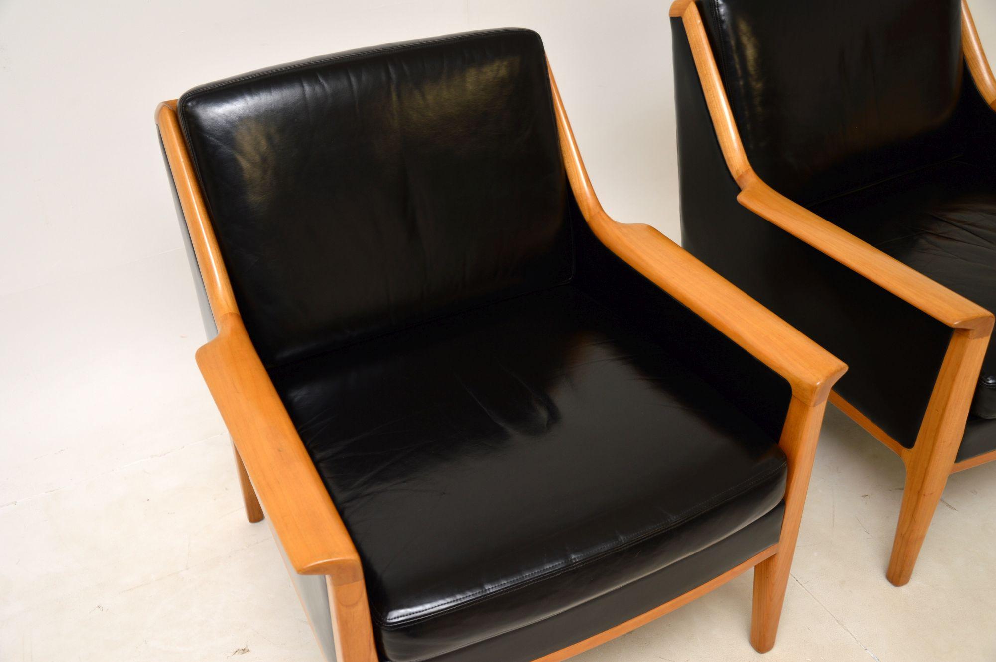 1960s Pair of Swedish Leather Armchairs For Sale 3