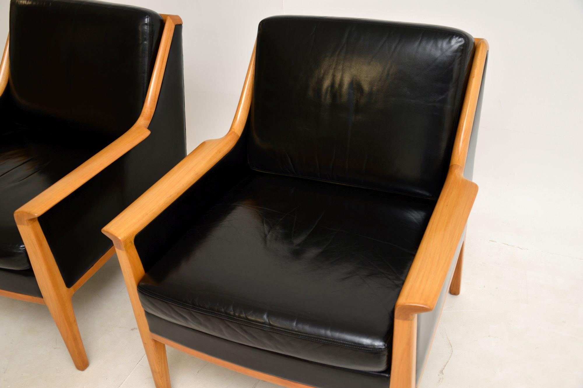 1960s Pair of Swedish Leather Armchairs For Sale 4