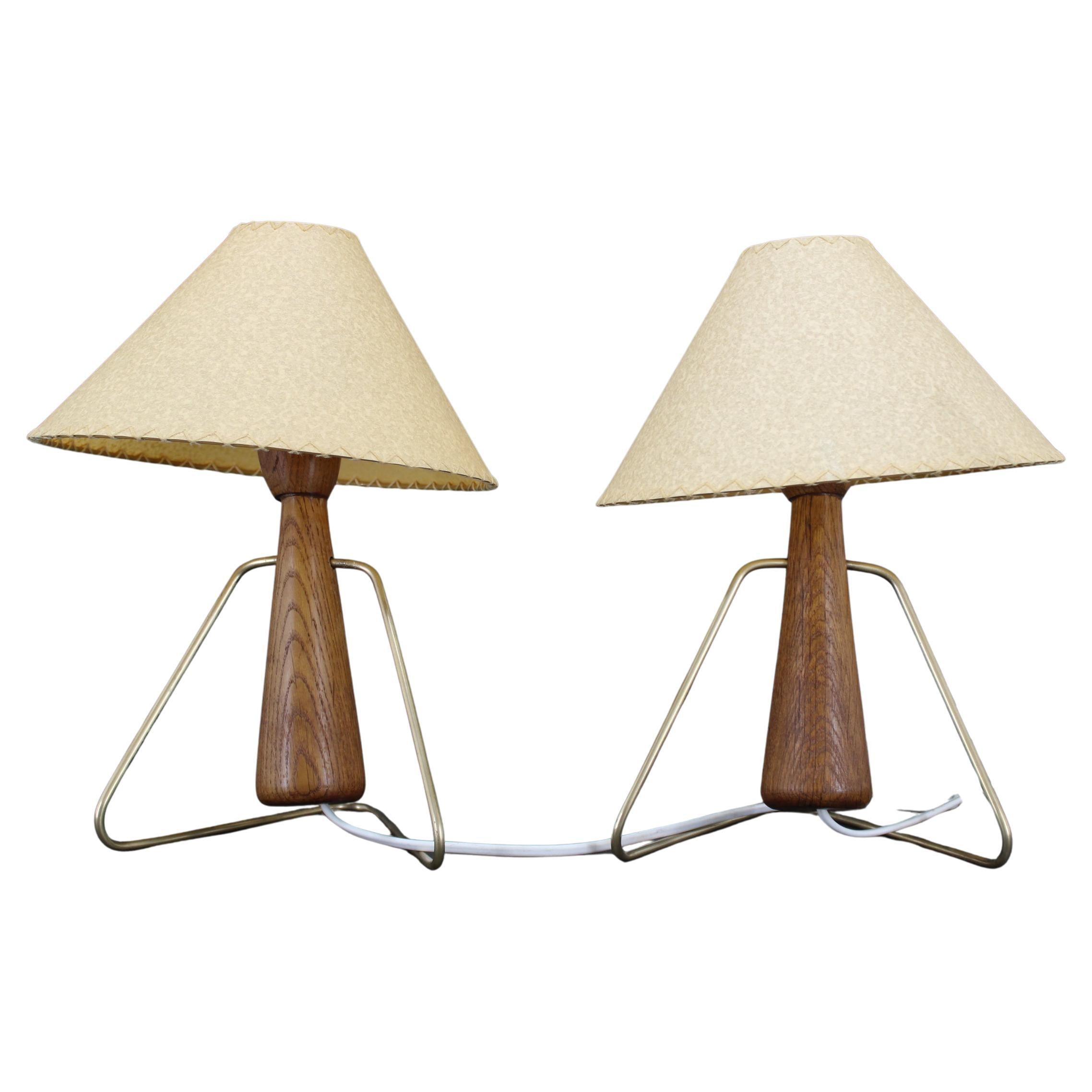 Coppia di lampade da tavolo in legno degli anni '60, Cecoslovacchia