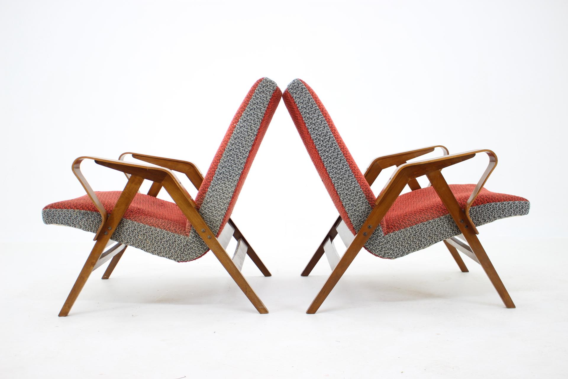 Tchèque Paire de fauteuils Tatra des années 1960, Tchécoslovaquie en vente