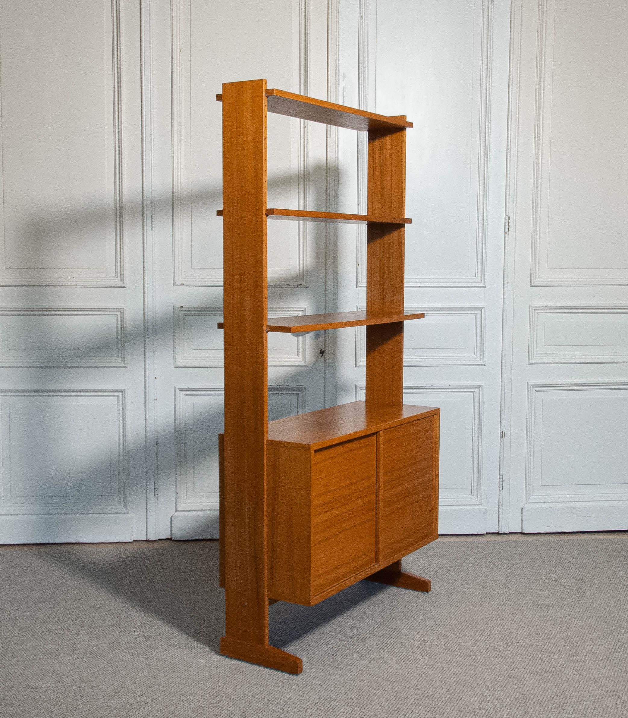 1960er Jahre Paar Teakholz  Schränke / Raumteiler von Kajsa & Nils „Nisse“ Strinning im Angebot 3