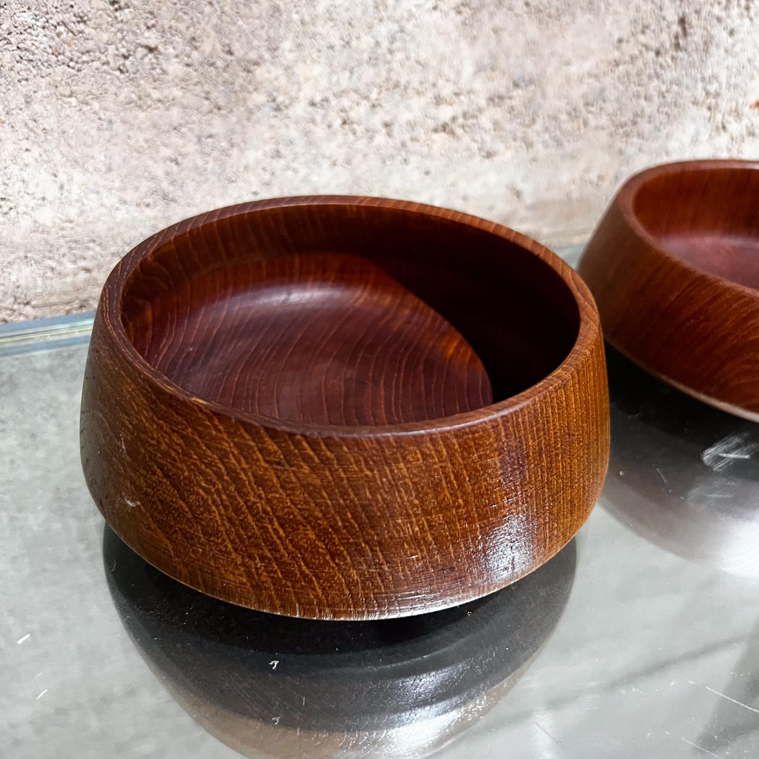 1960s Pair of Teak Wood Bowls After Dansk Designs Jens Quistgaard In Good Condition For Sale In Chula Vista, CA