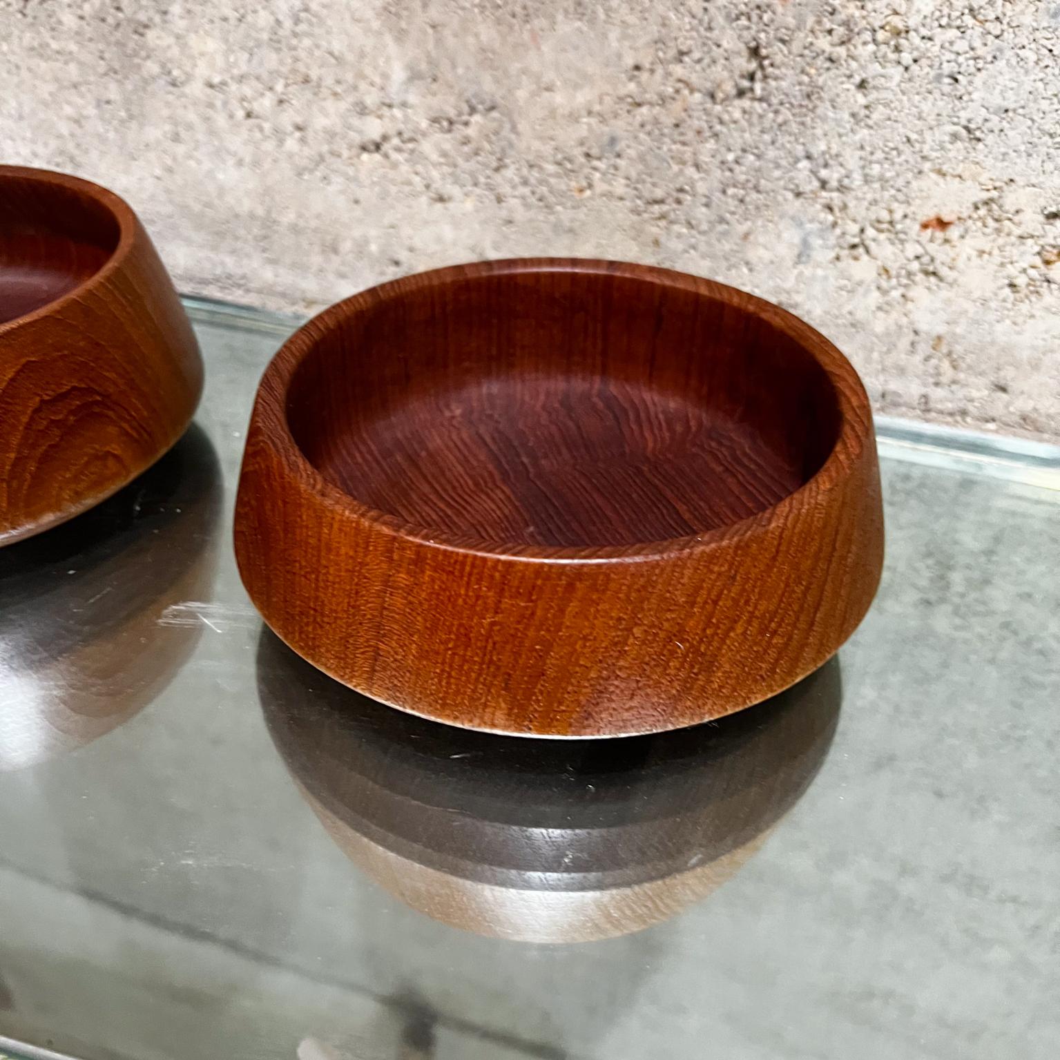 Mid-20th Century 1960s Pair of Teak Wood Bowls After Dansk Designs Jens Quistgaard For Sale