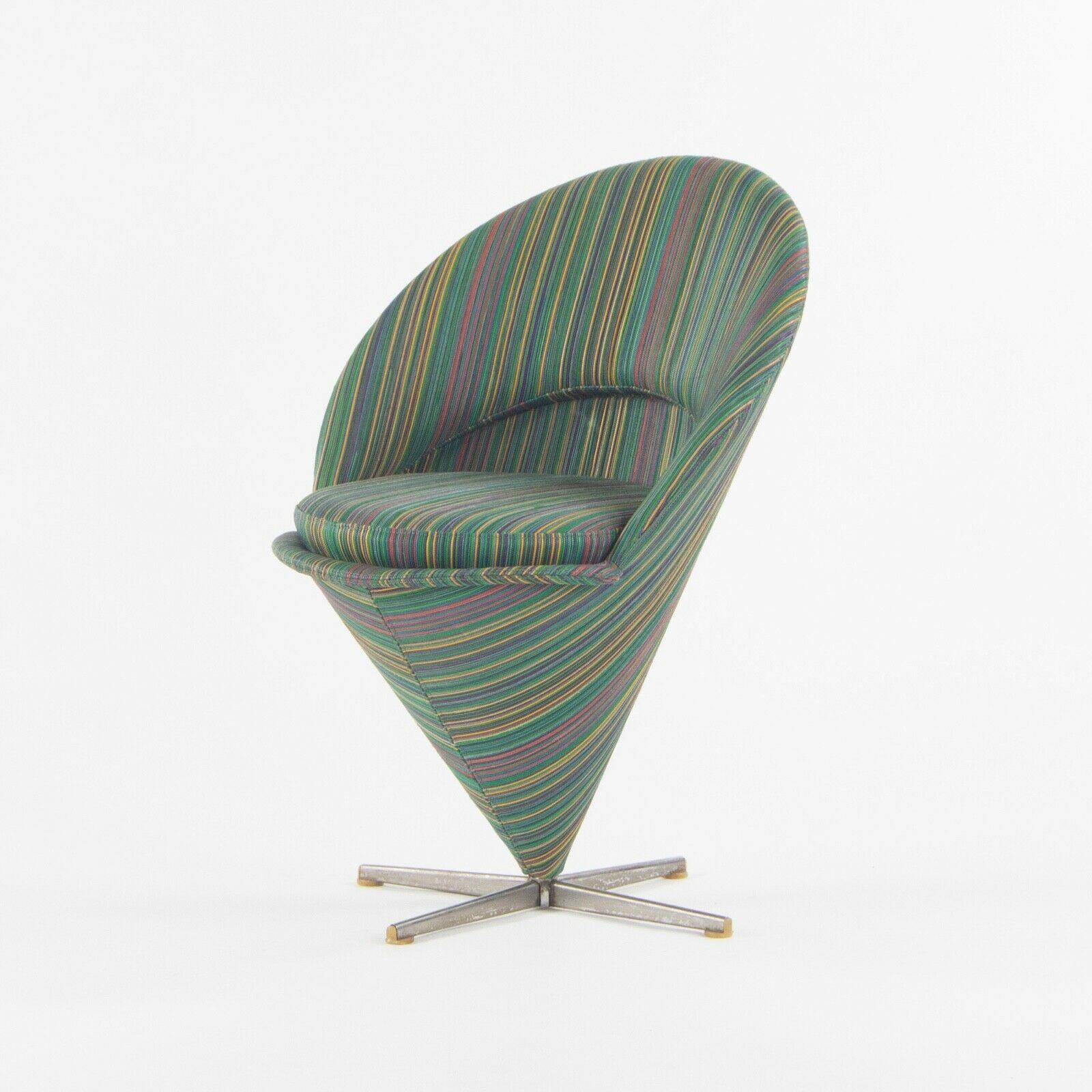 Coppia di sedie a cono di Verner Panton degli anni '60 realizzate in Danimarca per Plus-Linje Vitra in vendita 3