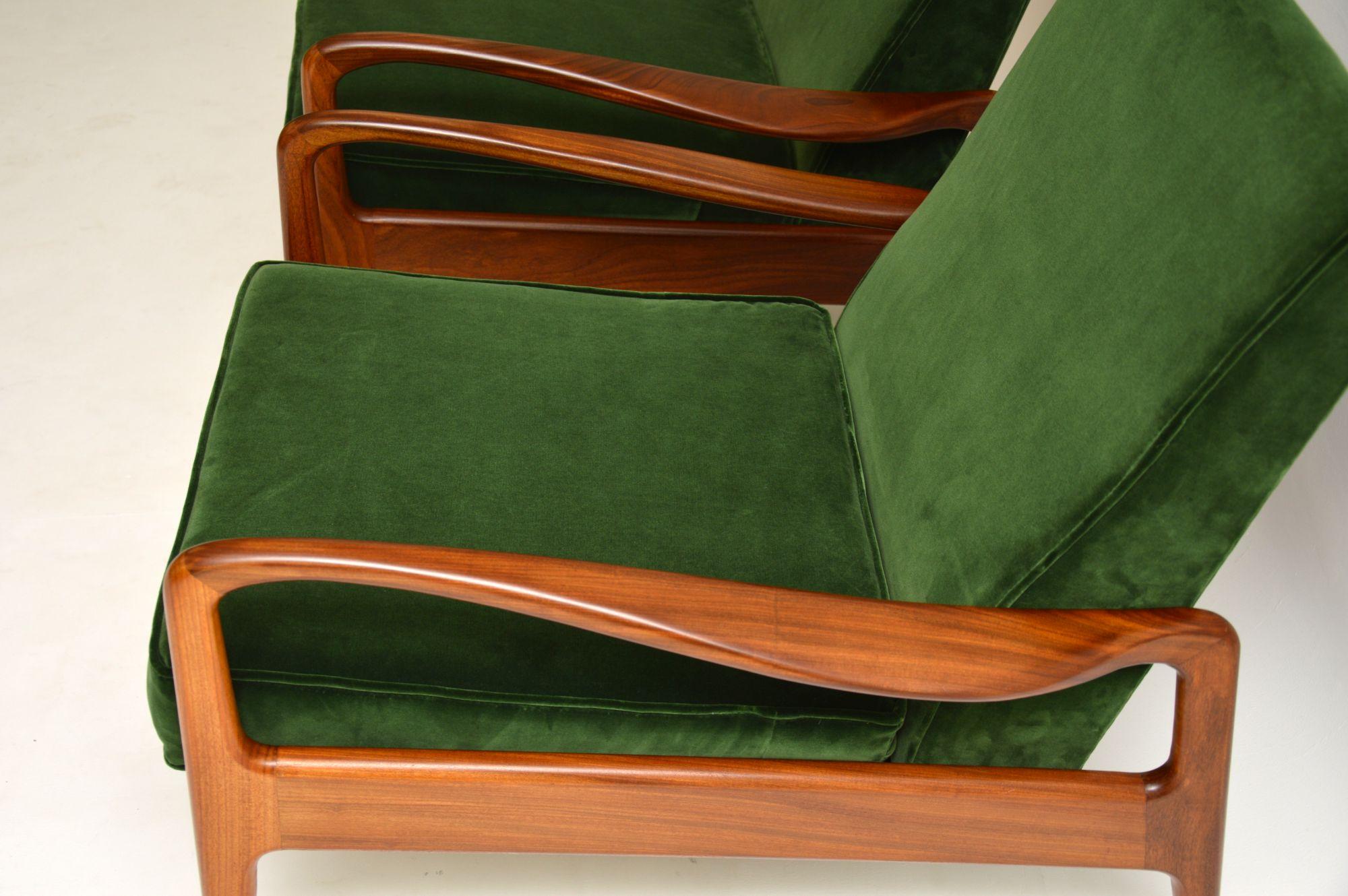 1960s Pair of Vintage Armchairs by Greaves & Thomas 2