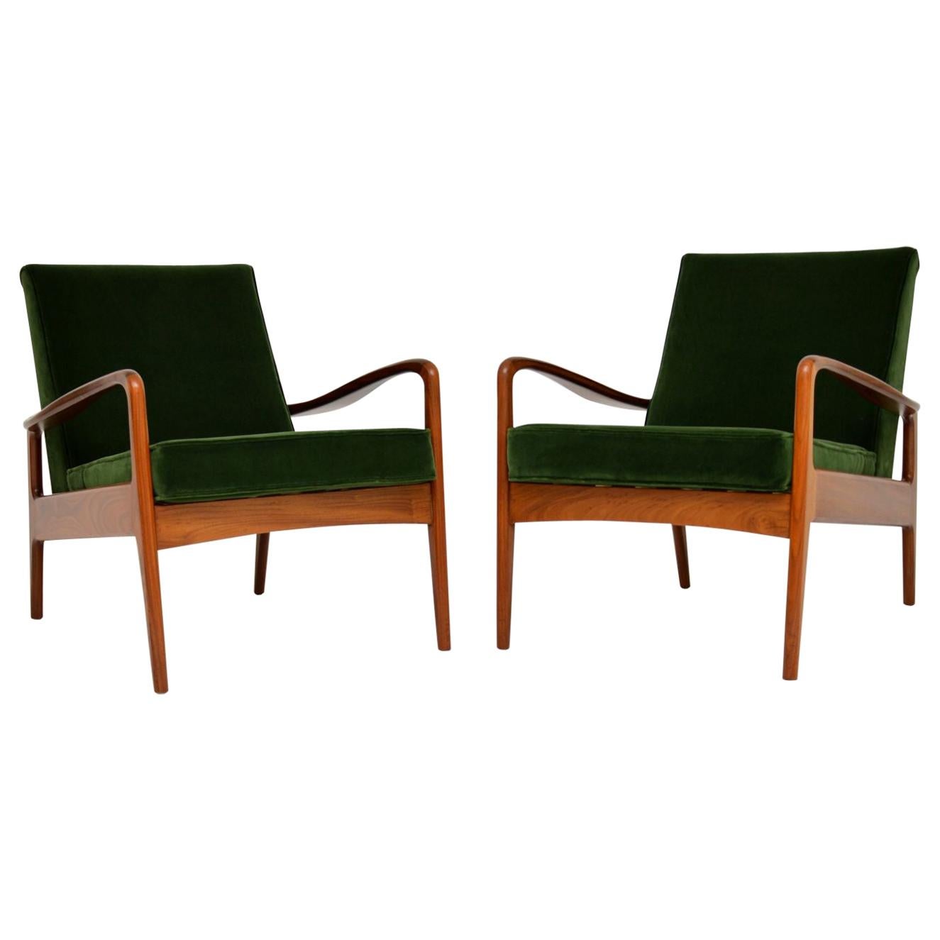 1960s Pair of Vintage Armchairs by Greaves & Thomas