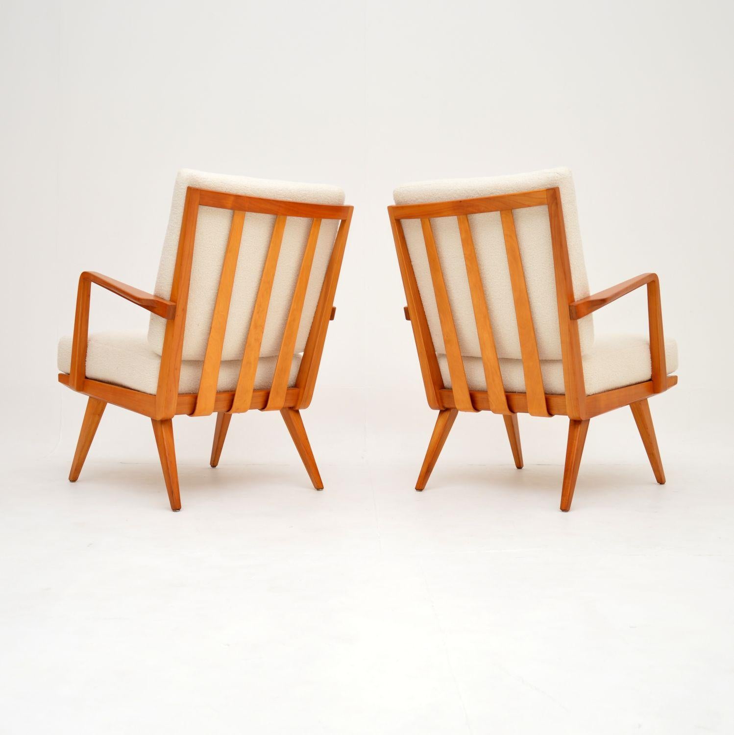 1960's Pair of Vintage Cherry Wood Armchairs by Wilhelm Knoll In Good Condition For Sale In London, GB