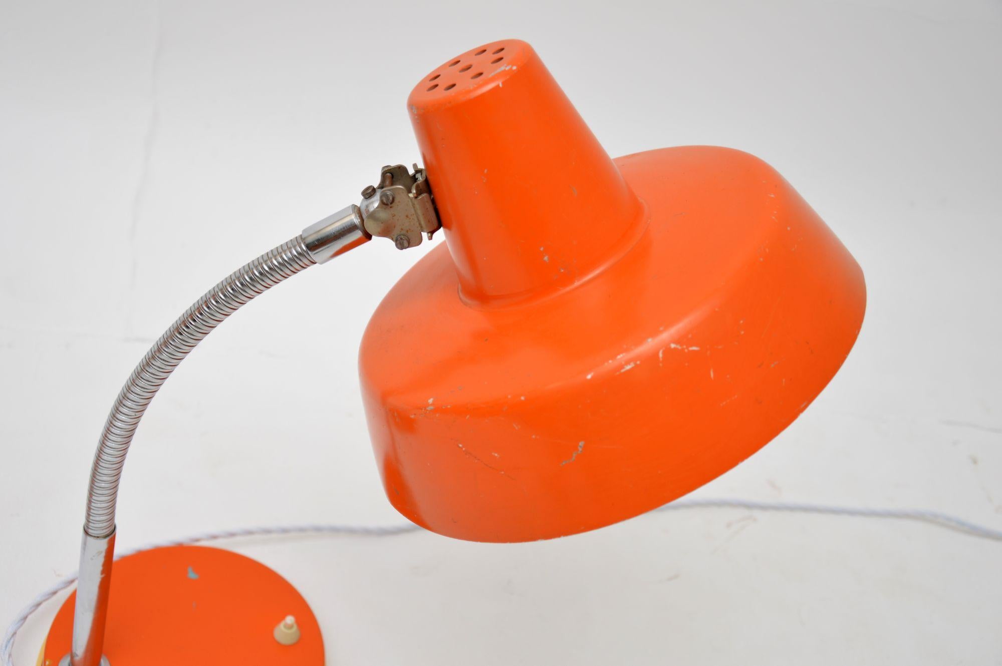 Mid-Century Modern 1960's Pair of Vintage Desk / Table Lamps For Sale