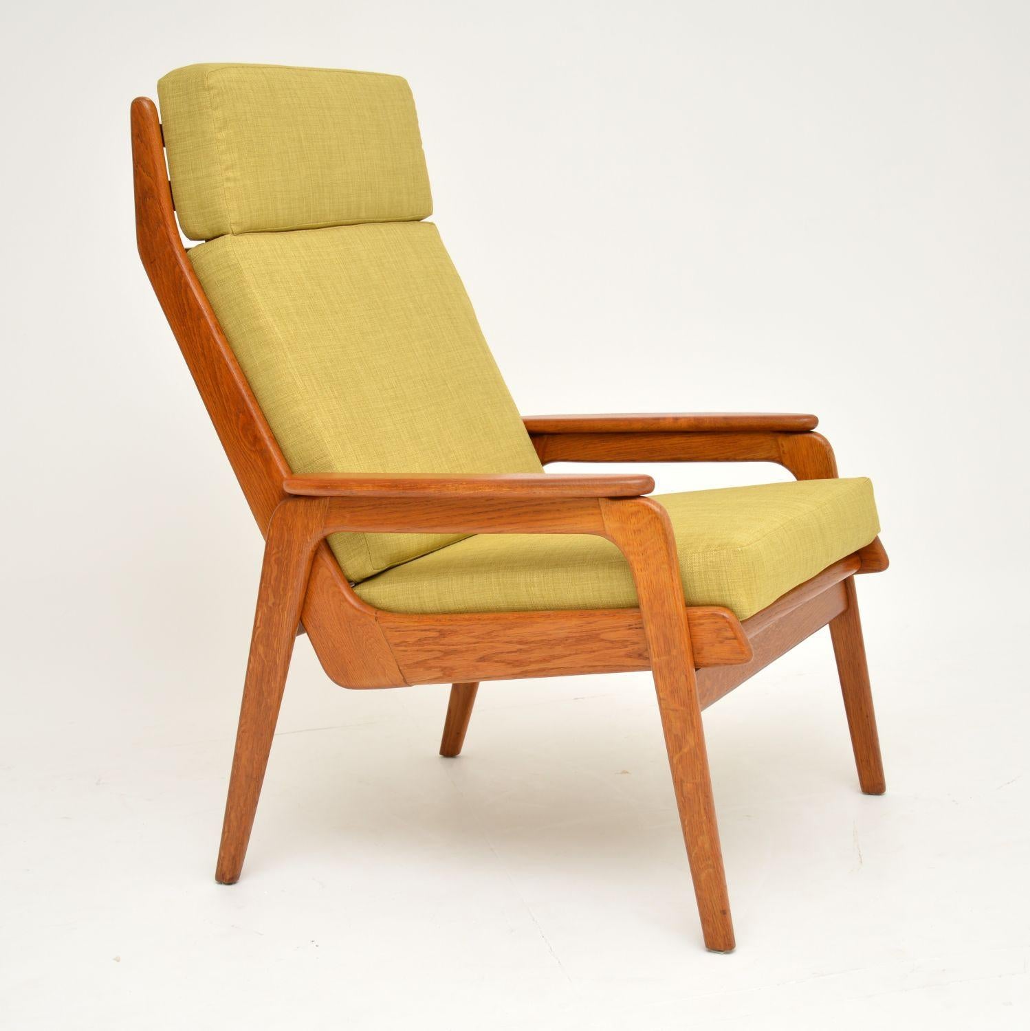 1960s Pair of Vintage Dutch Teak and Oak Armchairs 4