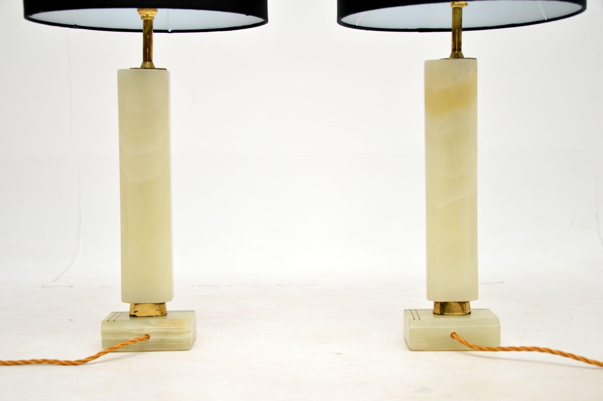 1960's Pair of Vintage French Onyx & Brass Table Lamps In Good Condition In London, GB