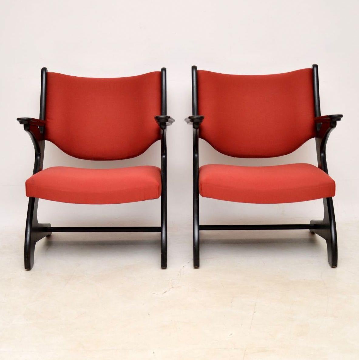 Mid-Century Modern 1960s Pair of Vintage Italian Armchairs