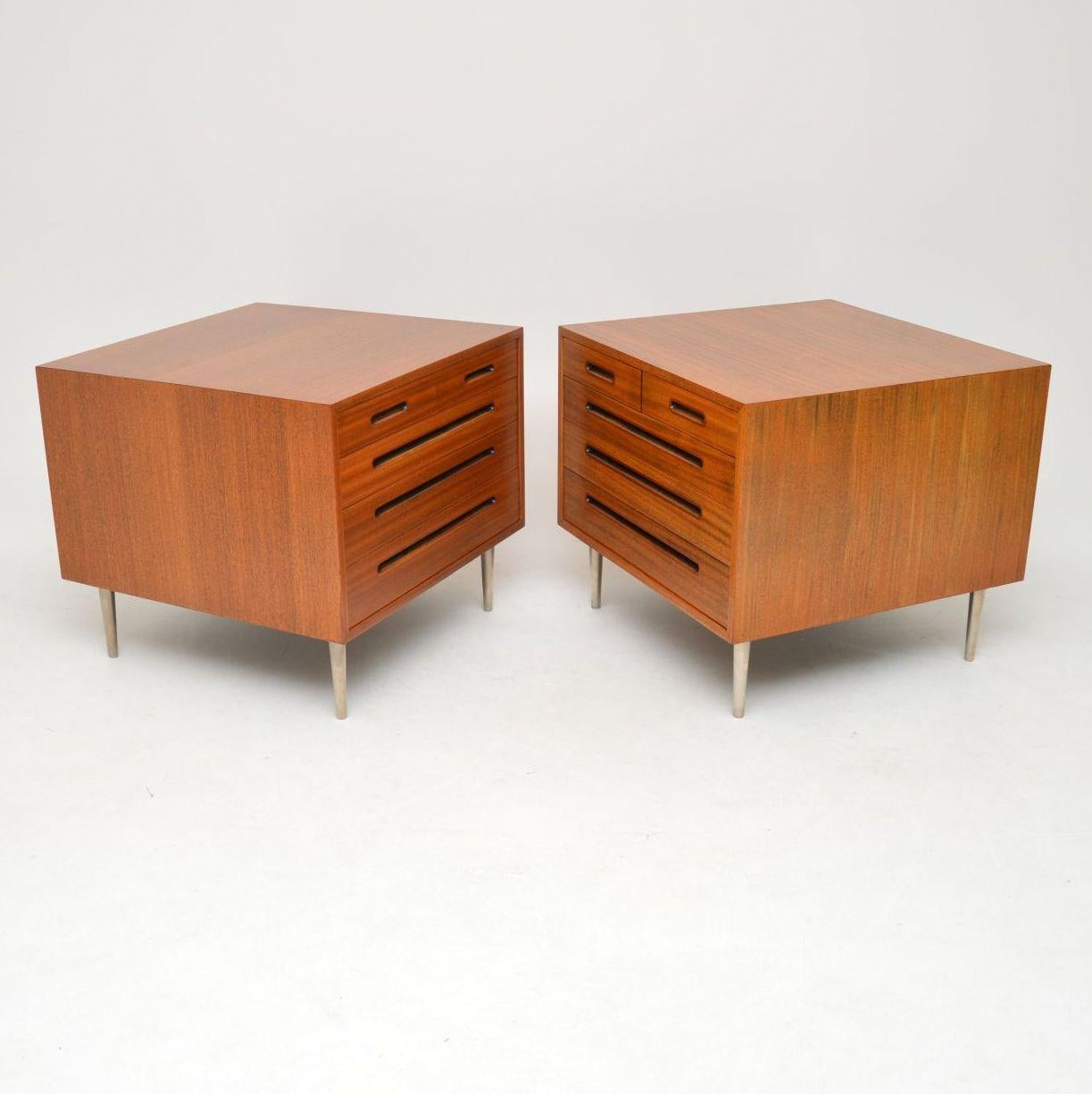 Mid-Century Modern 1960s Pair of Vintage Mahogany Chests by Edward Wormley for Dunbar