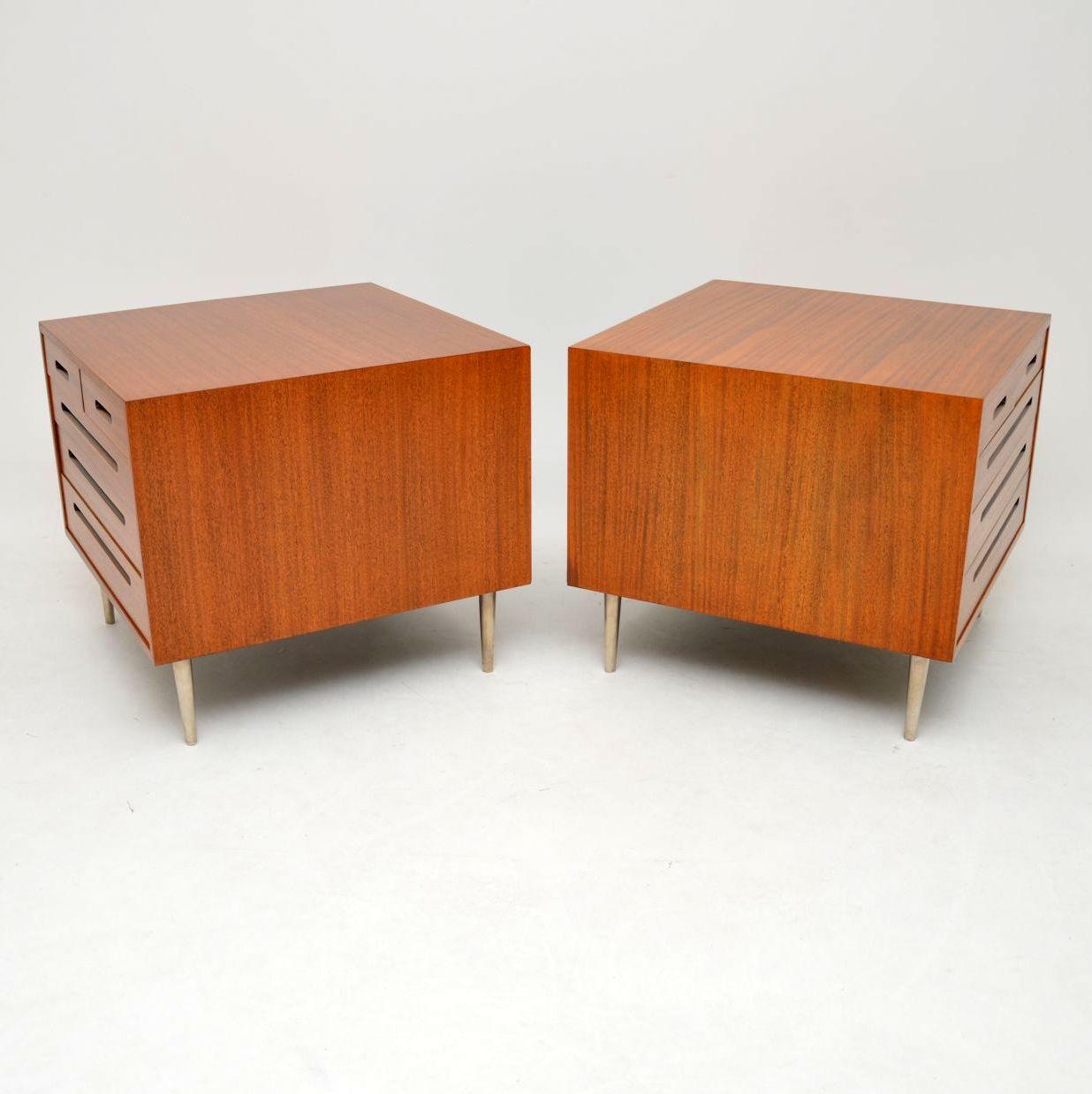 American 1960s Pair of Vintage Mahogany Chests by Edward Wormley for Dunbar