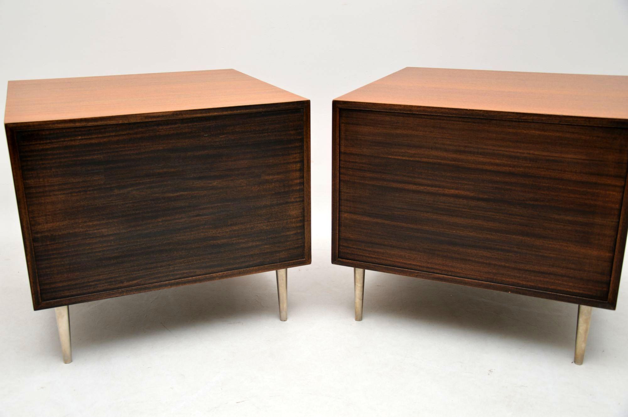 1960s Pair of Vintage Mahogany Chests by Edward Wormley for Dunbar In Good Condition In London, GB