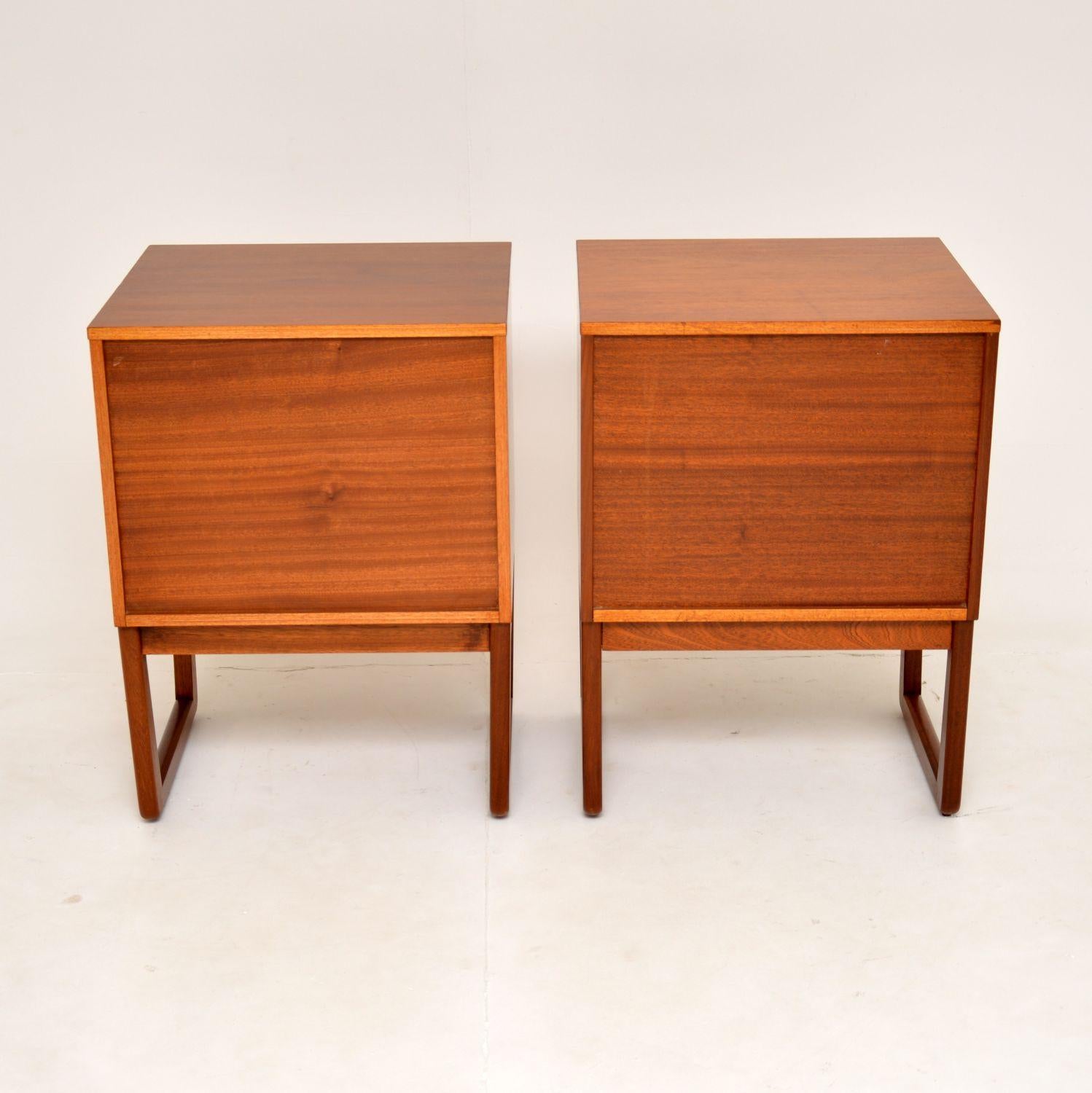 1960's Pair of Vintage Wooden Bedside Chests In Good Condition In London, GB