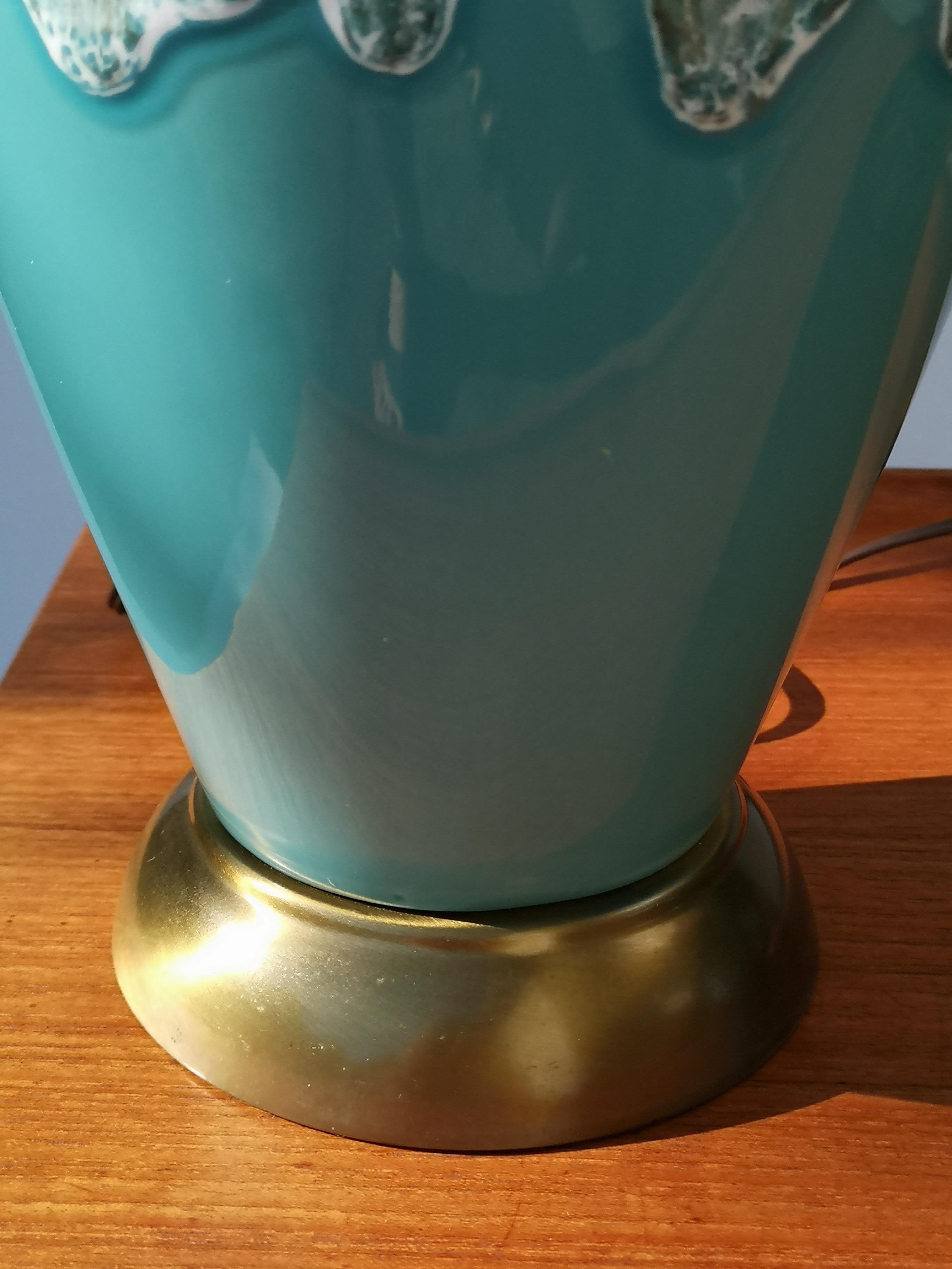 1960s Pair of Walnut and Turquoise Ceramic Drip Glaze Table Lamps For Sale 2