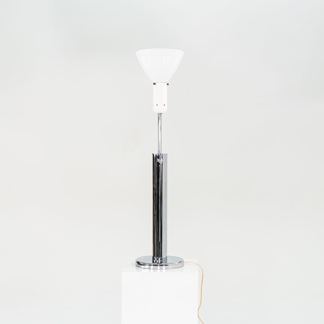1960s Pair of Walter Von Nessen for Nessen Studios Skyscraper Chrome Table Lamps In Good Condition For Sale In Philadelphia, PA