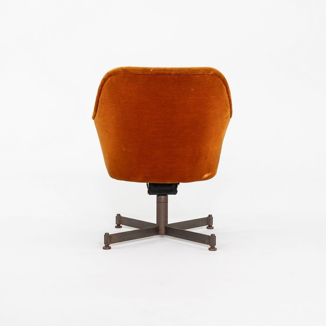 Metà XX secolo Coppia di poltrone con paraurti Ward Bennett per Brickel Associates degli anni '60 in vendita