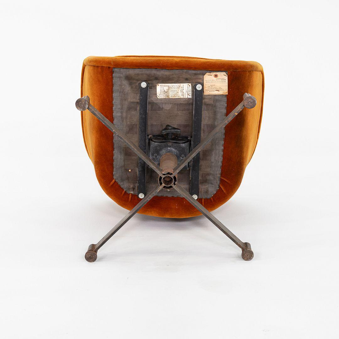 Bronzo Coppia di poltrone con paraurti Ward Bennett per Brickel Associates degli anni '60 in vendita