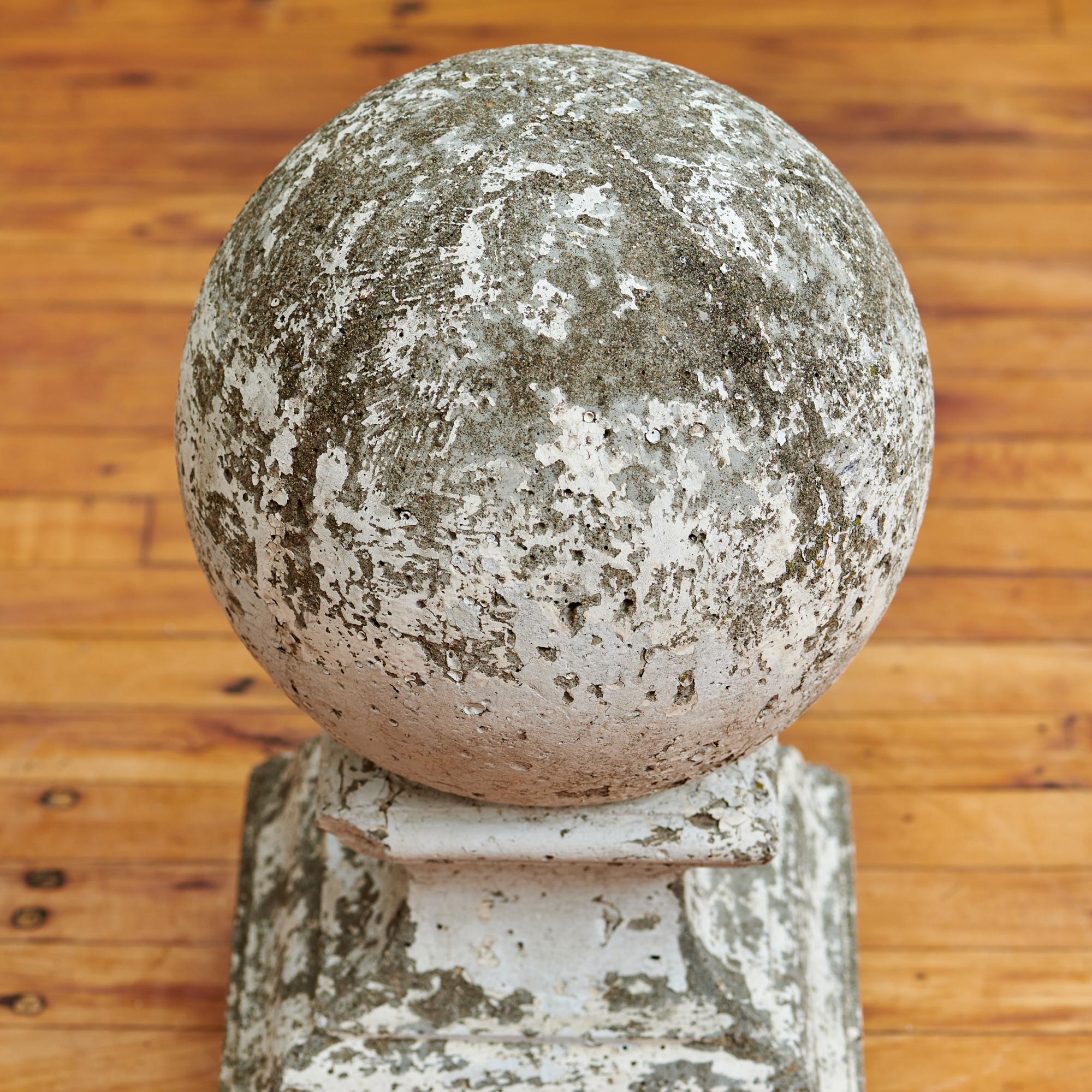 1960's Pair of Weathered Painted Concrete Orbs In Good Condition For Sale In Chicago, IL