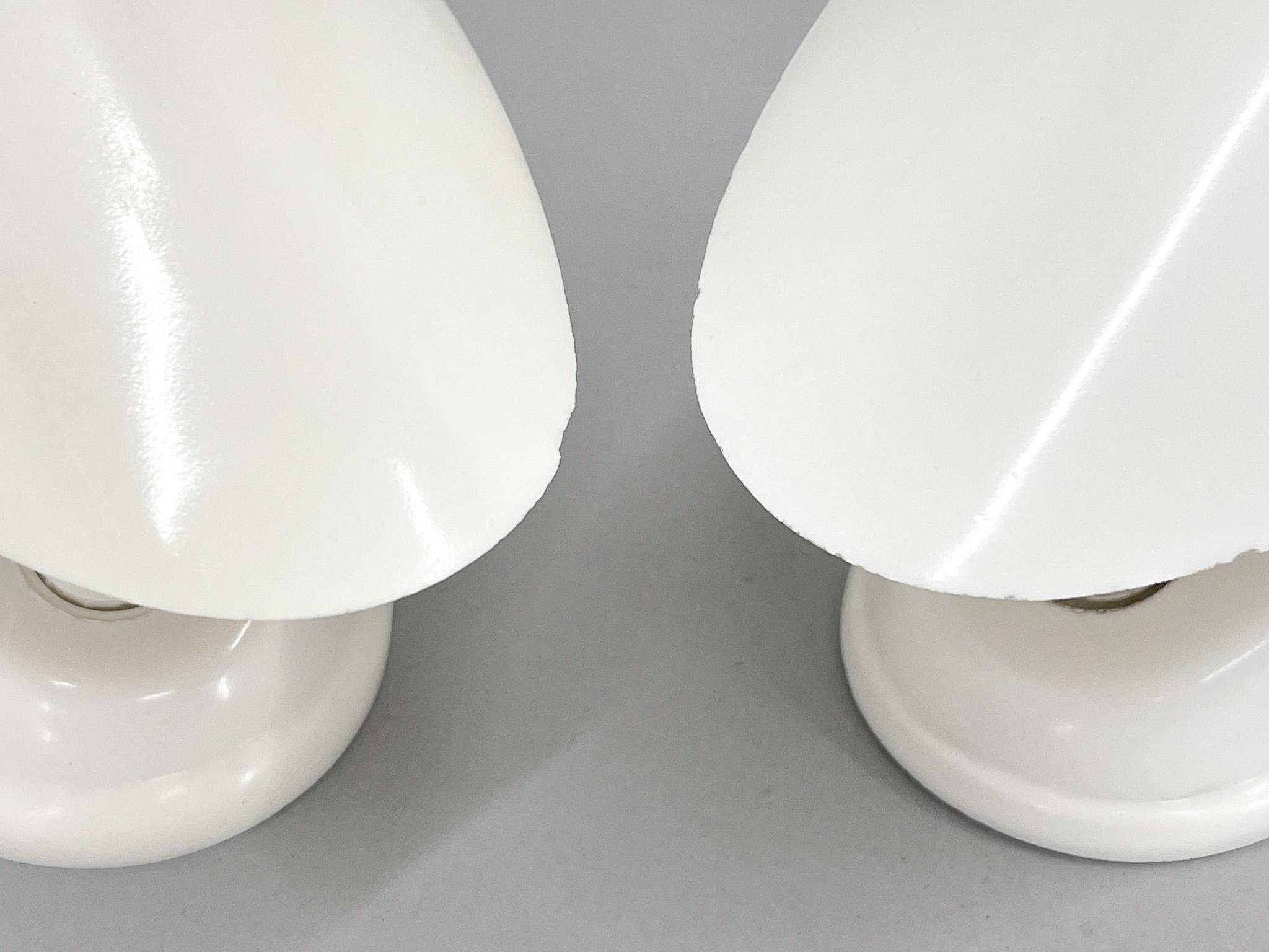 1960s Pair of White Bakelite Table or Wall Lamp, Czechoslovakia For Sale 1