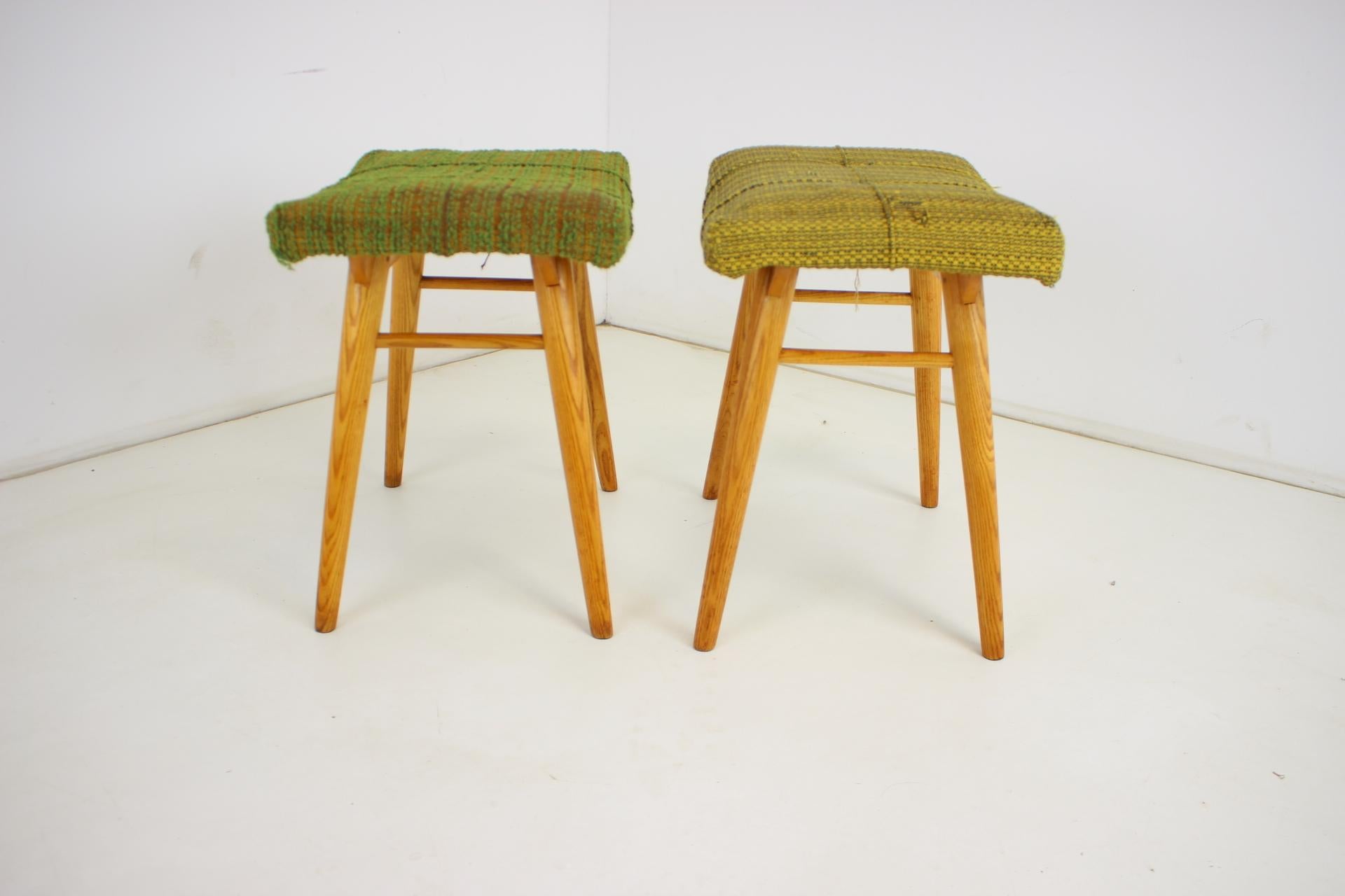 Mid-Century Modern 1960s Pair of Wooden Stools, Czechoslovakia For Sale