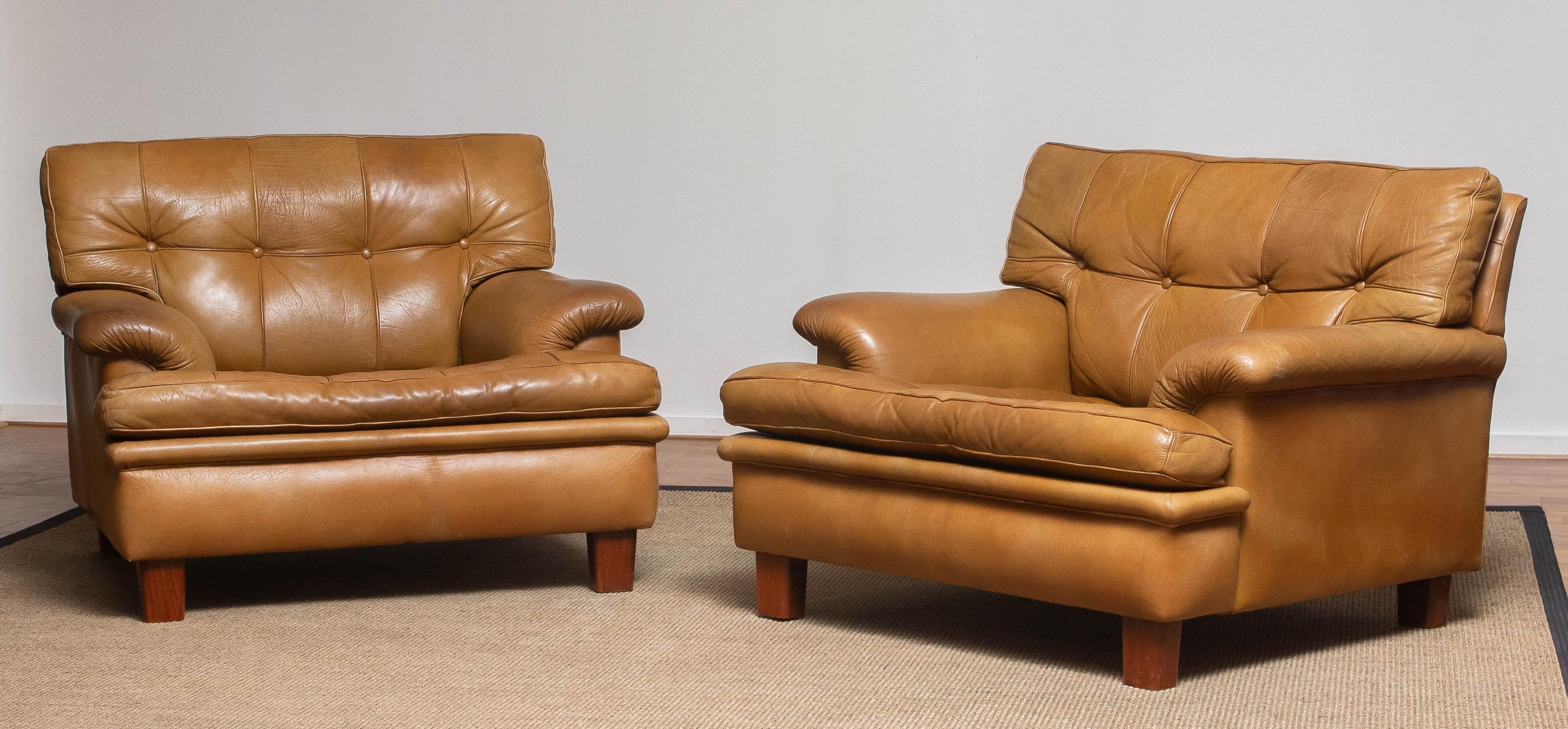 Very comfortable set of two solidly build, model, 