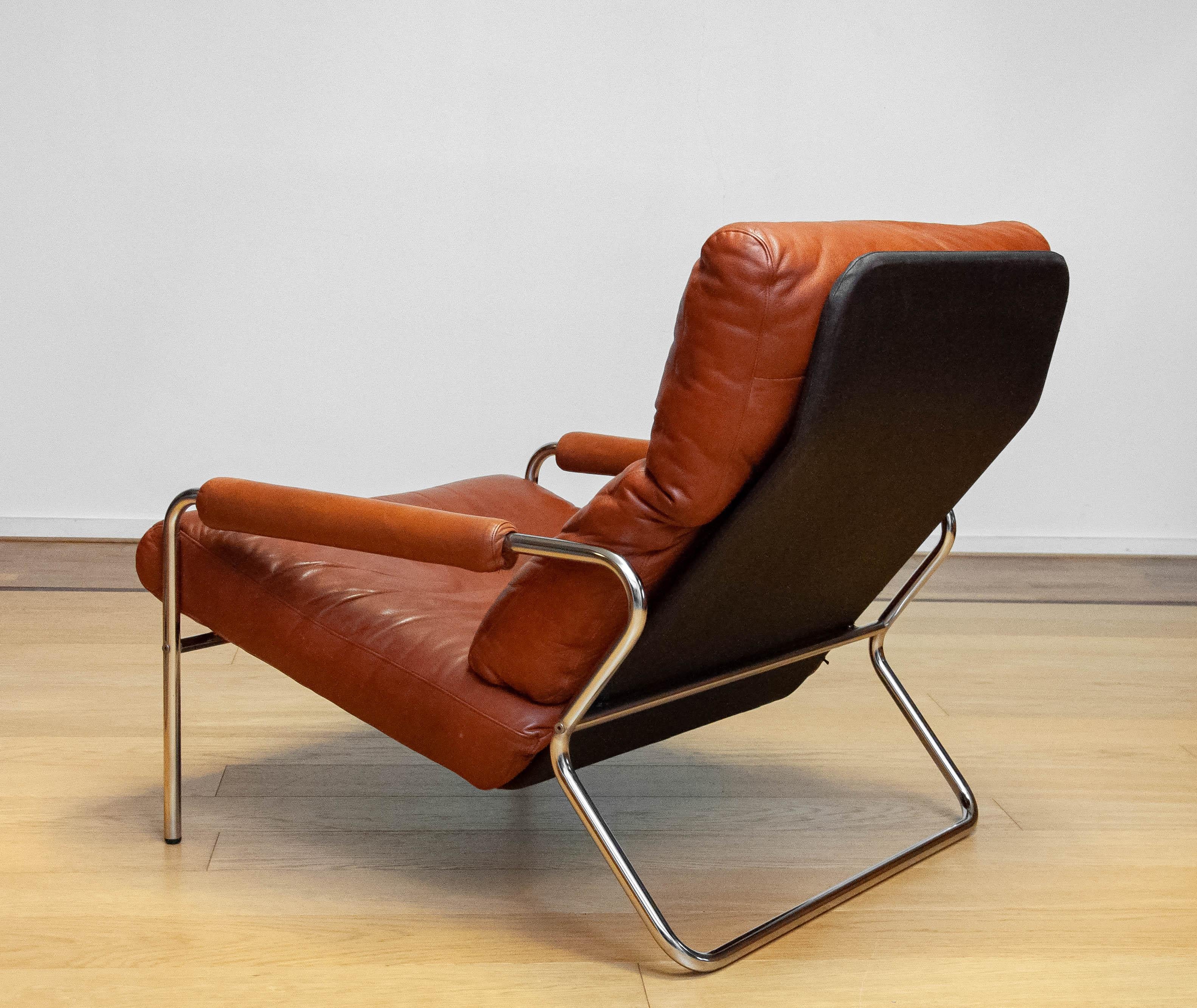 1960s Pair Scandinavian Modern Tubular Chrome And Brown Leather Lounge Chairs 4