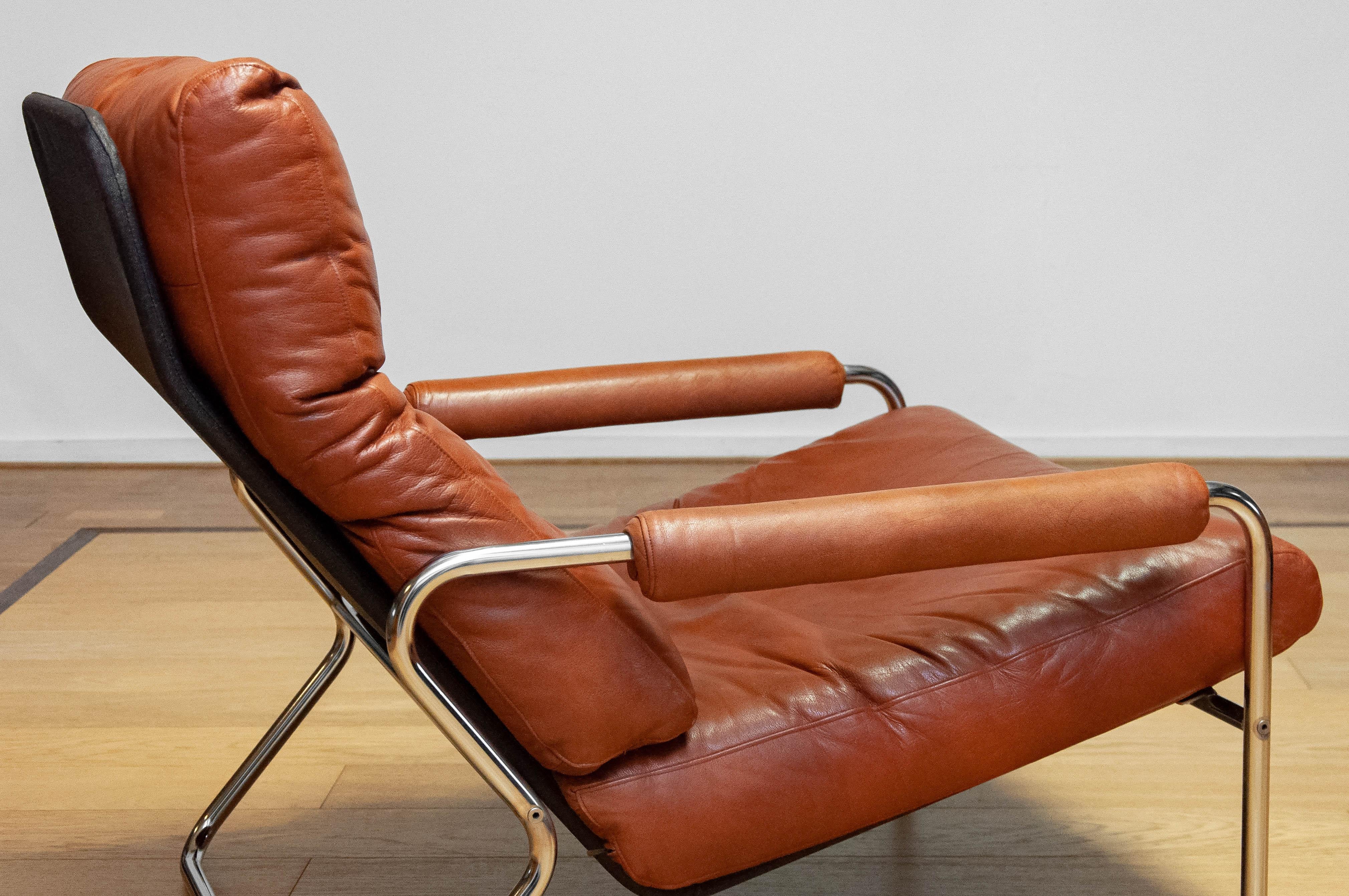 1960s Pair Scandinavian Modern Tubular Chrome And Brown Leather Lounge Chairs 7