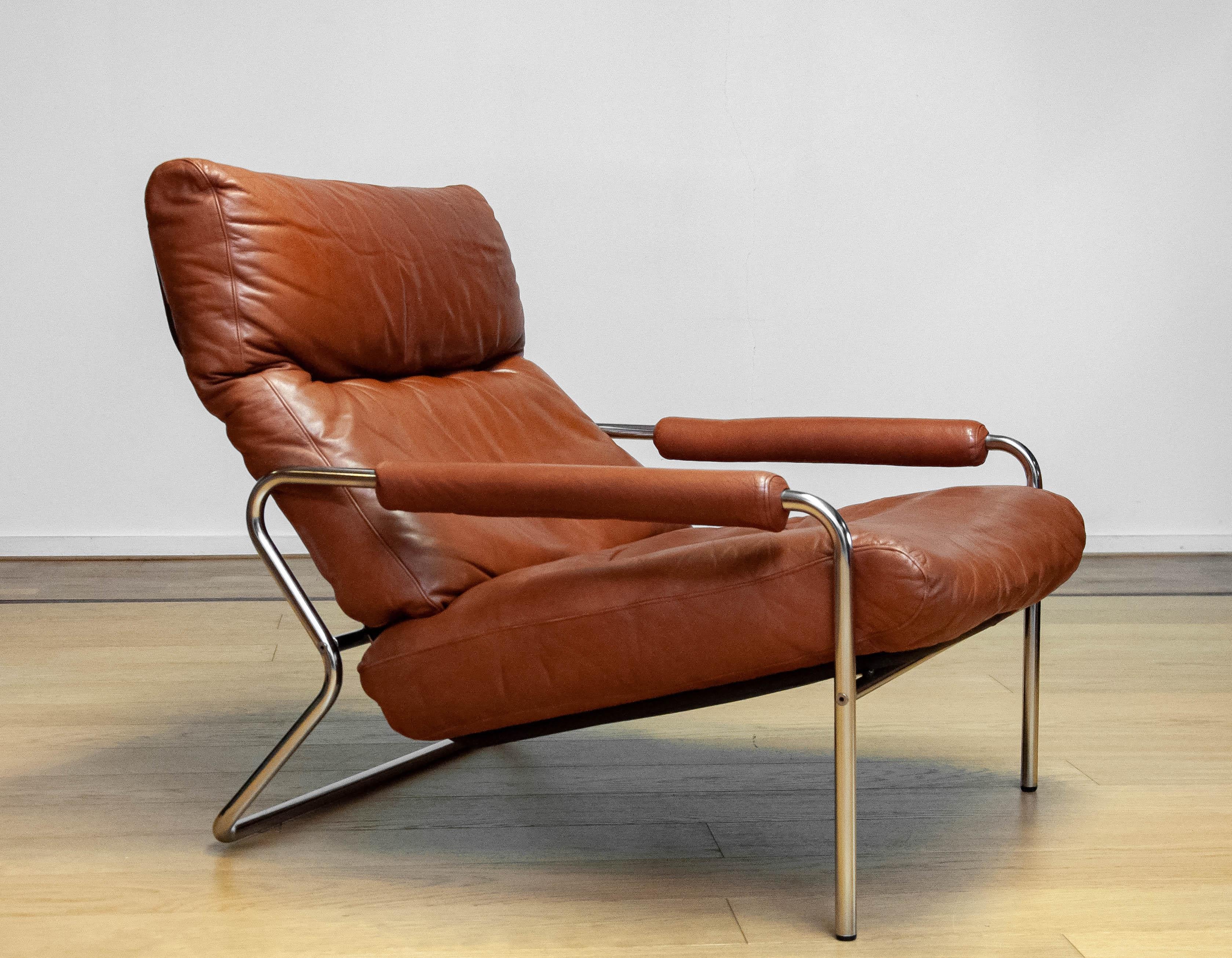 1960s Pair Scandinavian Modern Tubular Chrome And Brown Leather Lounge Chairs 10