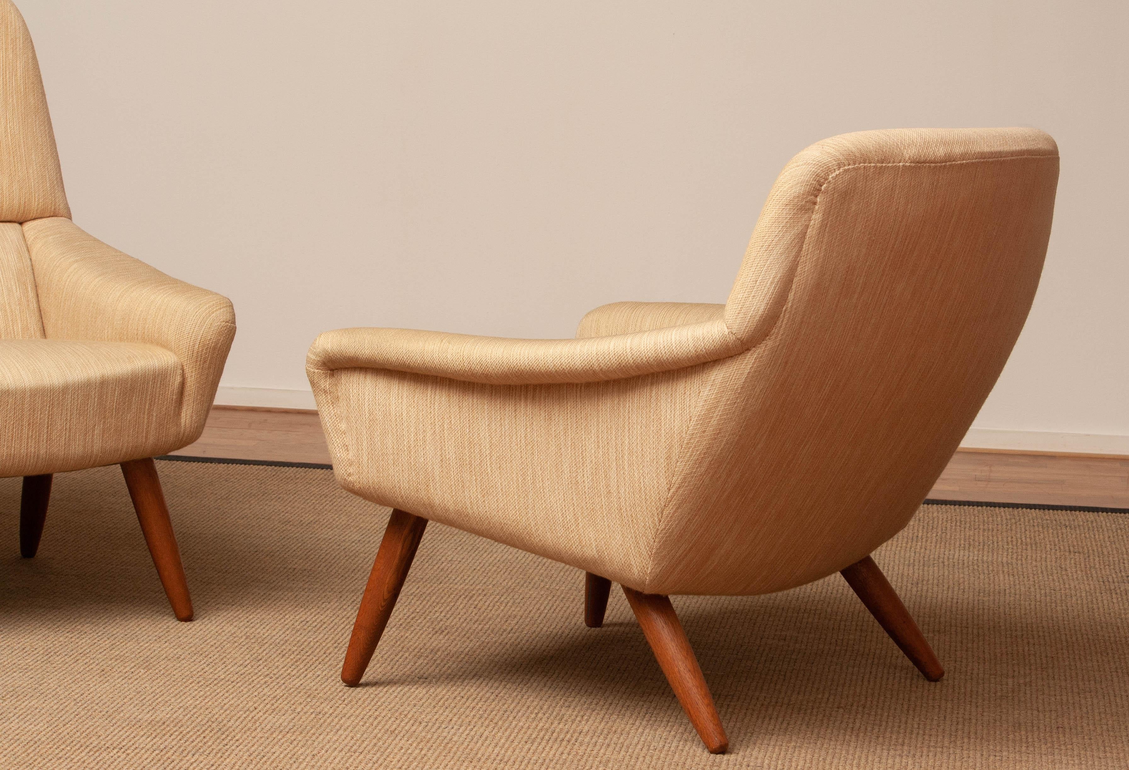 1960s Pair Wool and Oak Lounge Chairs by Leif Hansen for Kronen in Denmark For Sale 1