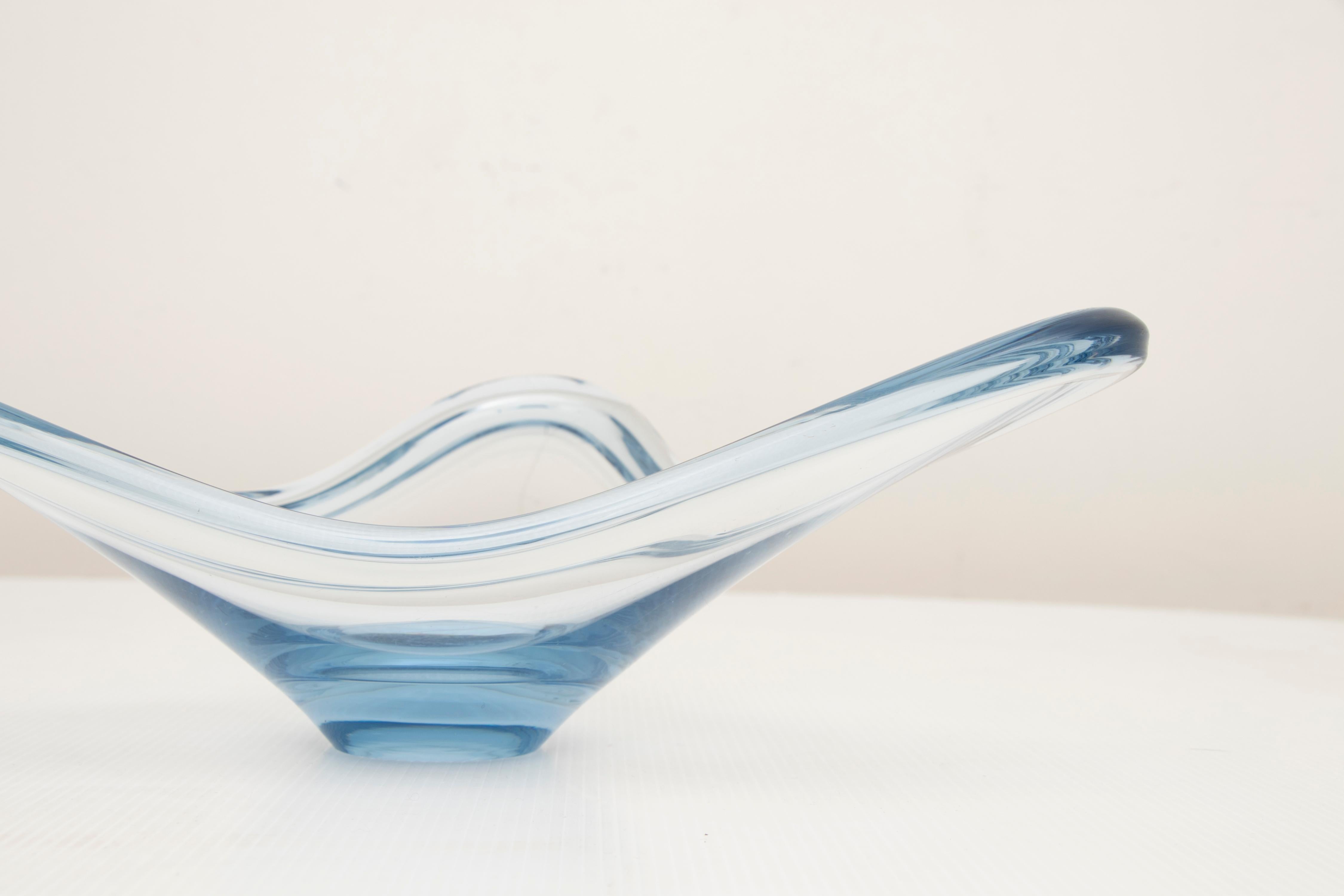 1960s Pale Blue Holmegaard Art Glass Bowl by Per Lutken In Good Condition In London, GB