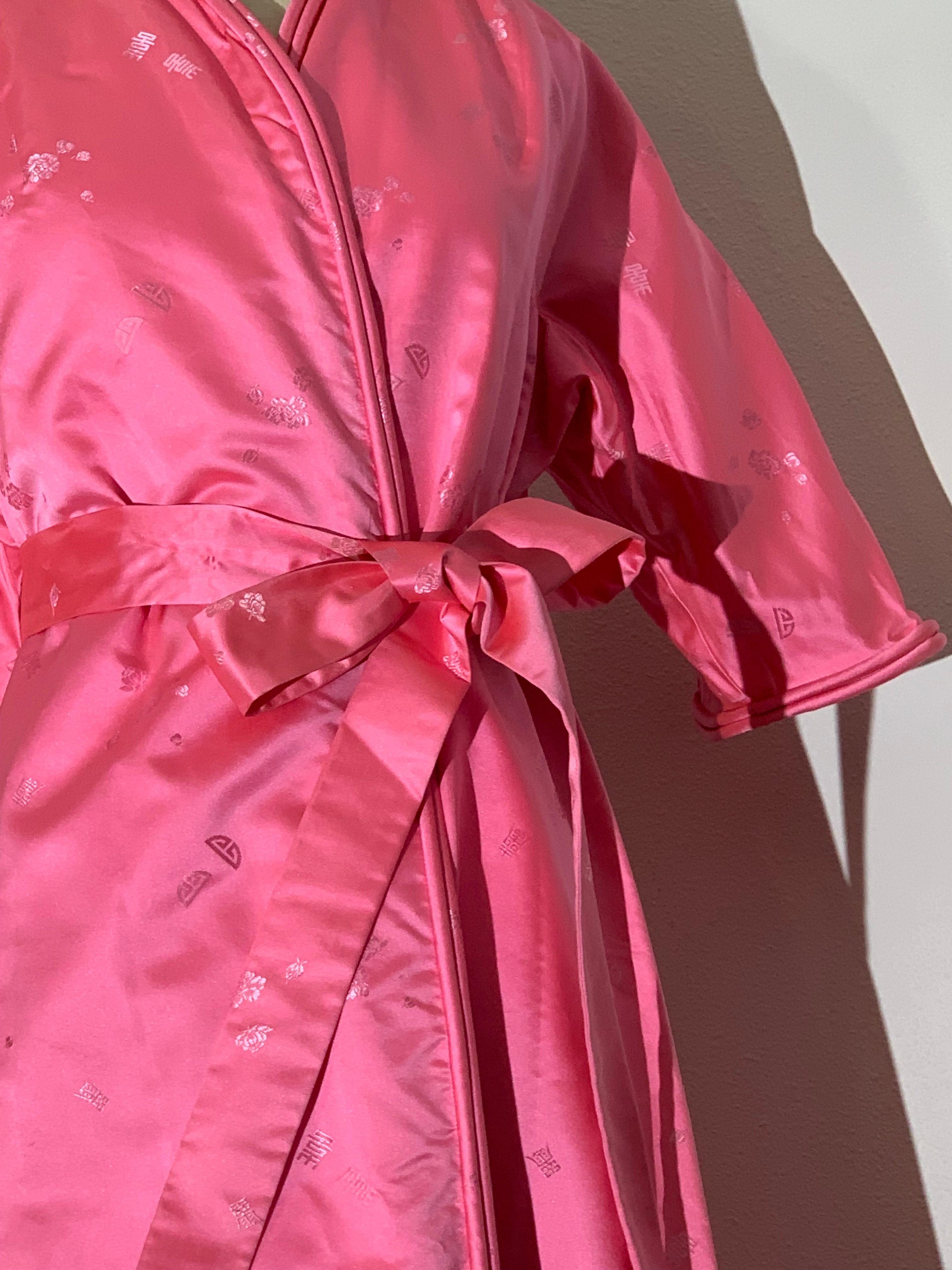 1960s Pale Candy Pink Mod Silk Satin Wrap-Style Dressing Gown w Half-Belt For Sale 1